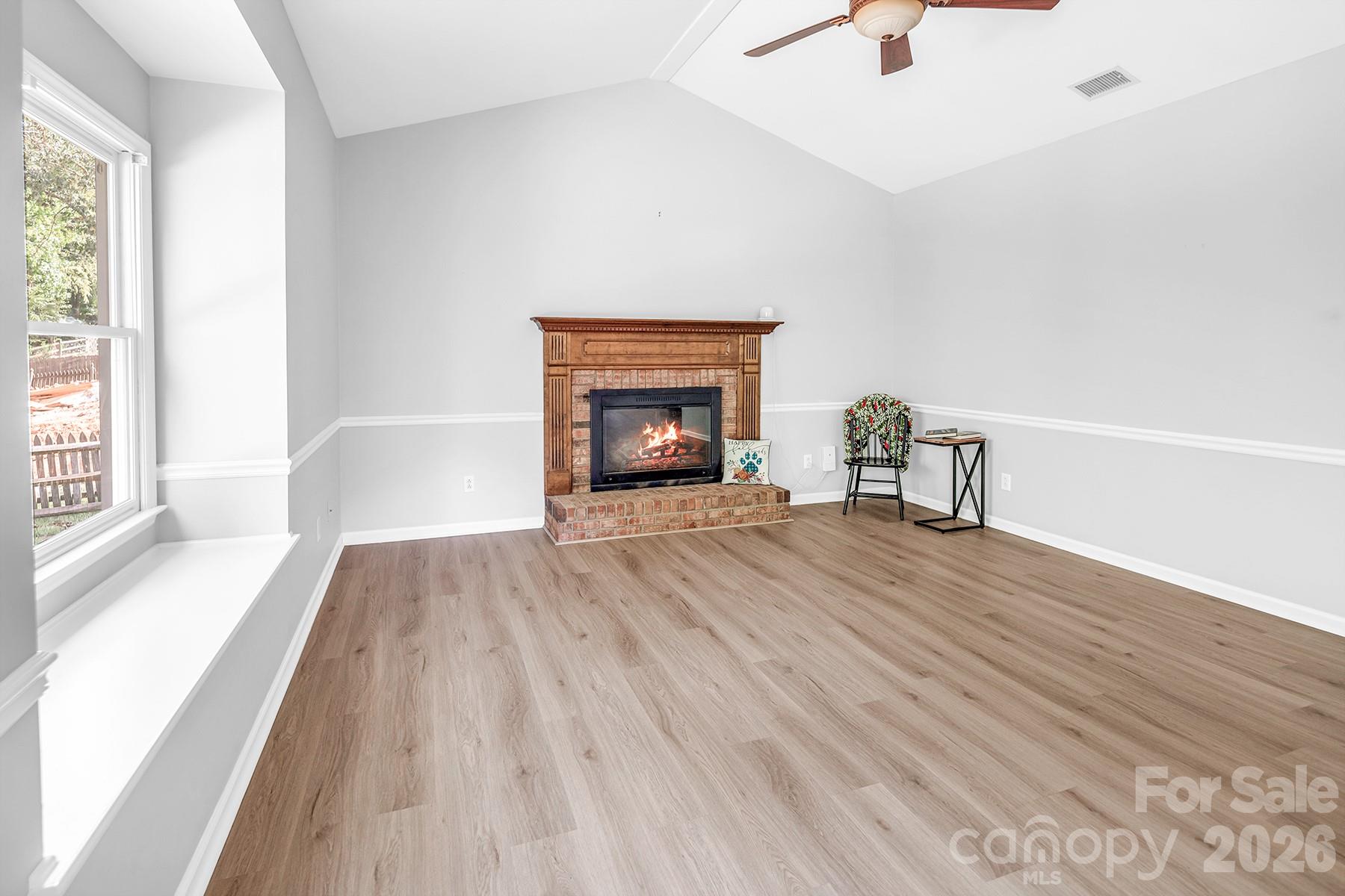 Single Family Residence at 5016 Hickory Lake Lane, Matthews, photo 22 of 48