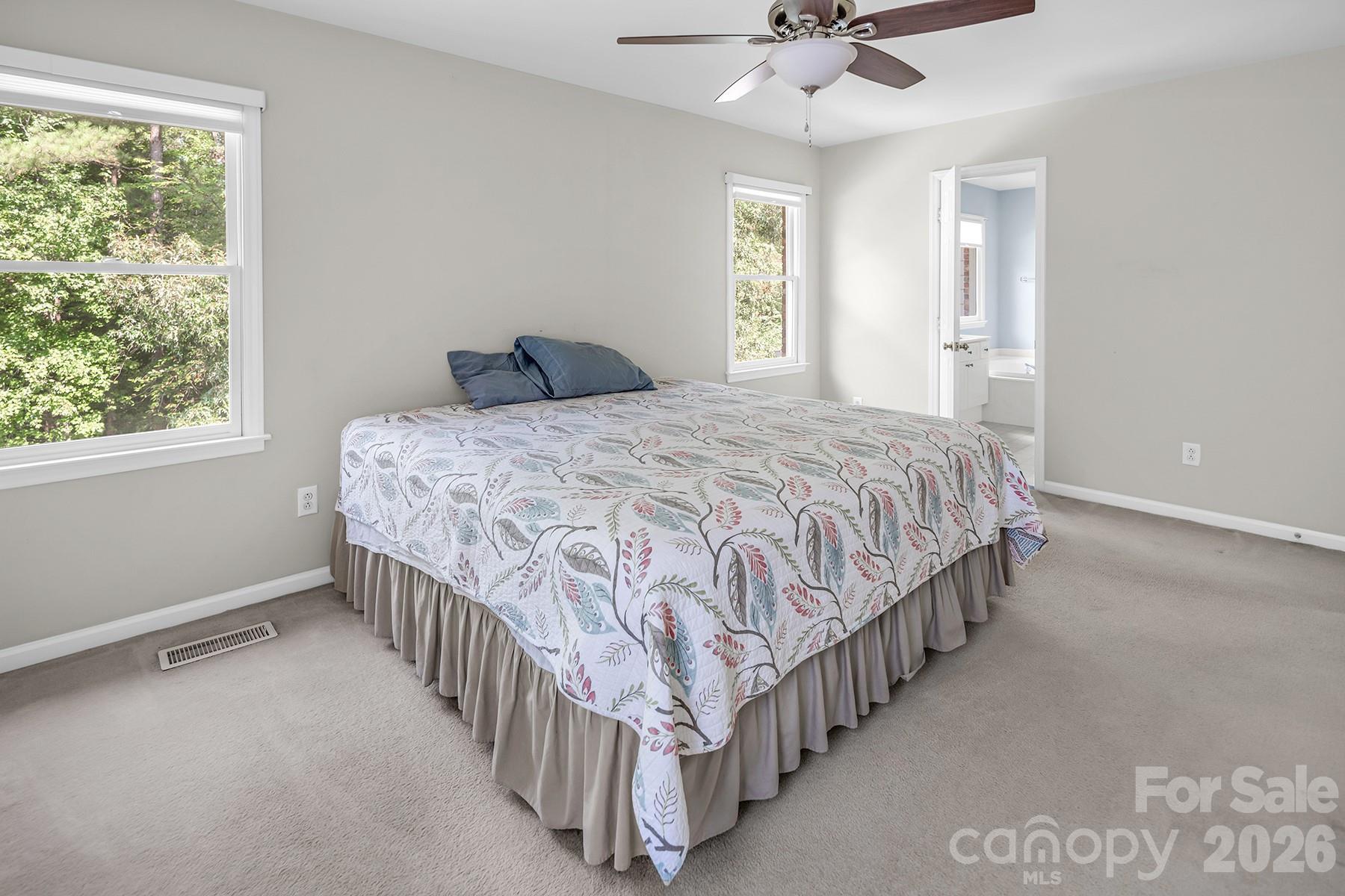 Single Family Residence at 5016 Hickory Lake Lane, Matthews, photo 34 of 48