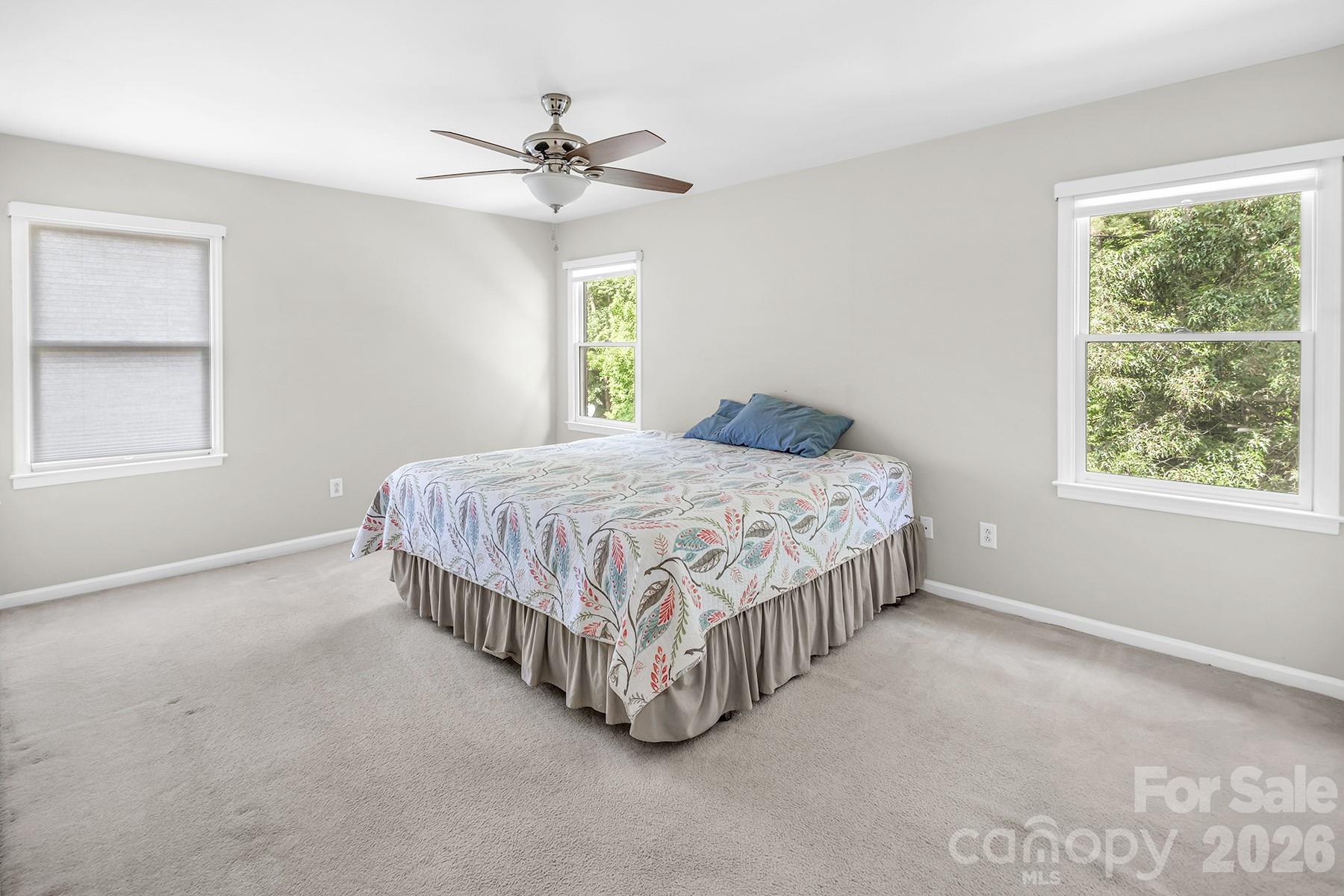 Single Family Residence at 5016 Hickory Lake Lane, Matthews, photo 35 of 48