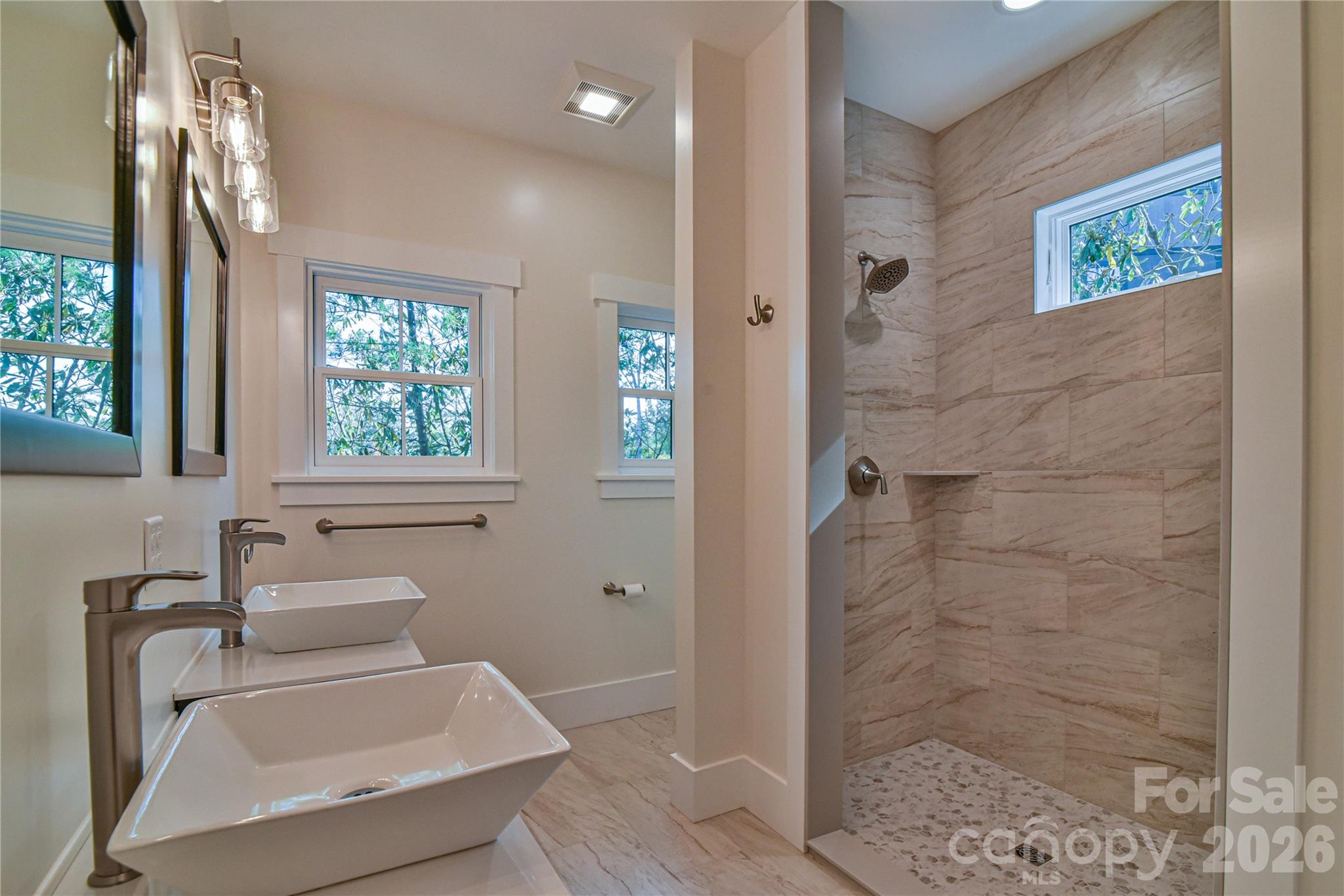 Primary Bathroom - 71 Crossings Circle, Fairview