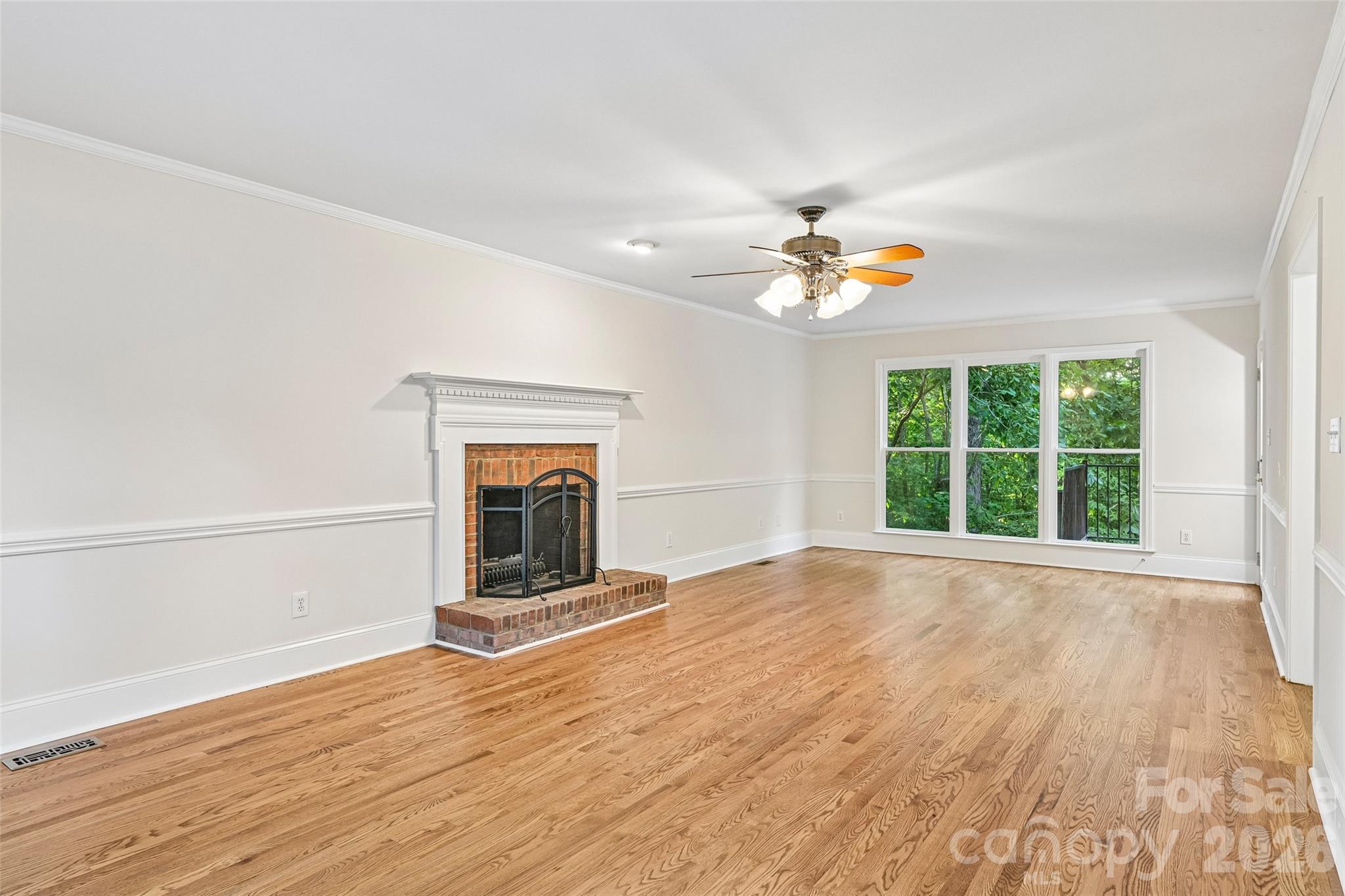 Single Family Residence at 122 W Tattersall Drive, Statesville, photo 7 of 41
