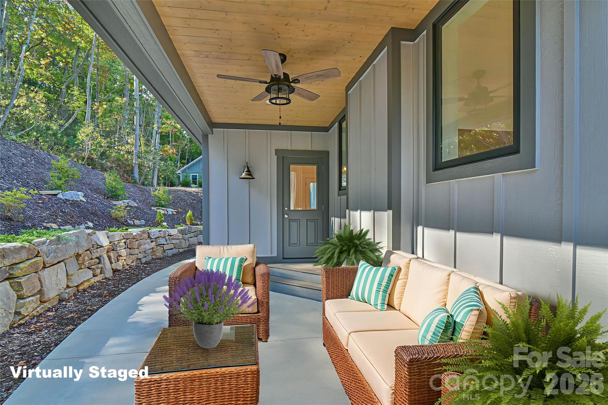 Single Family Residence at 71 Crossings Circle, Fairview, photo 9 of 48