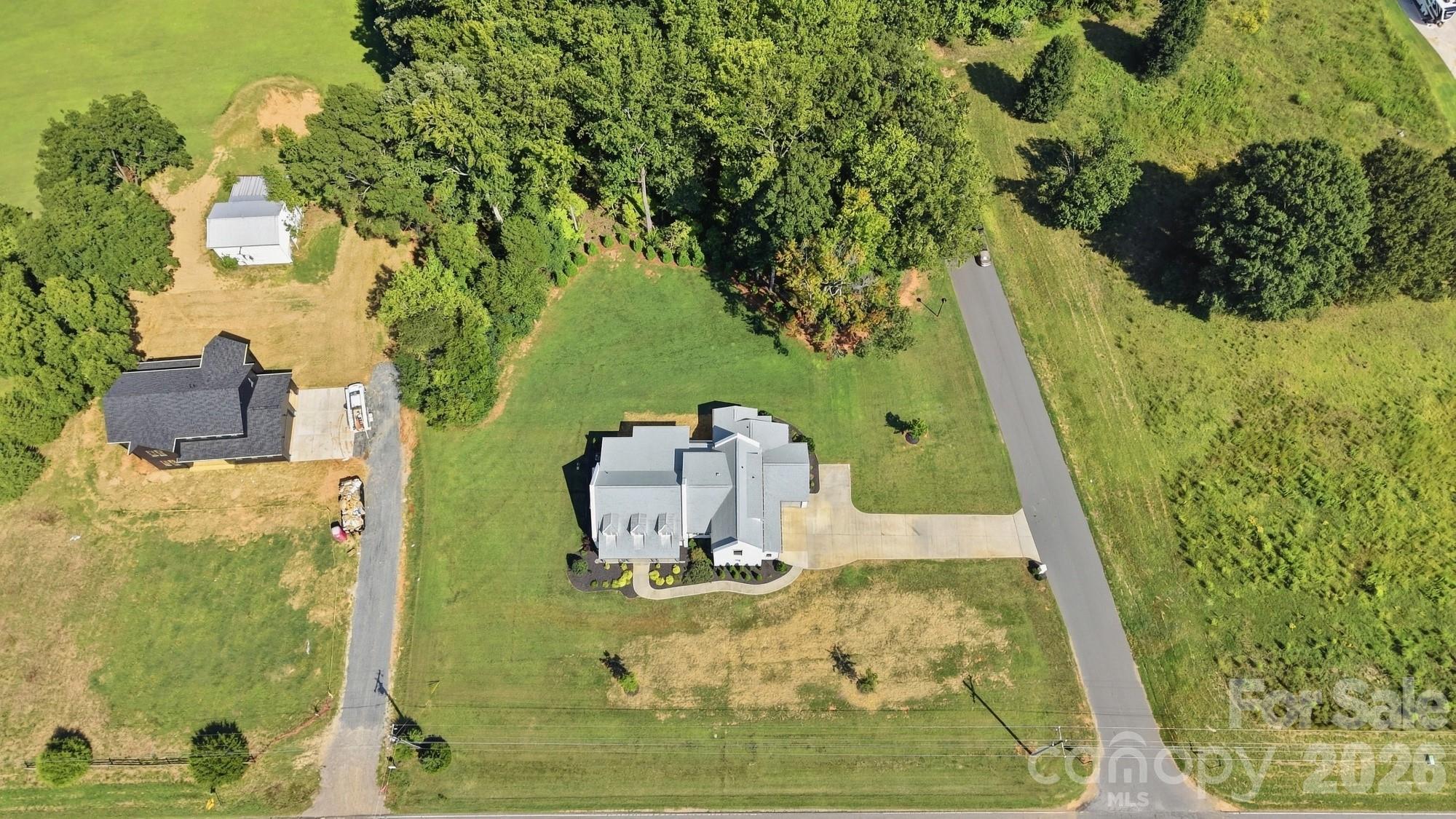 Single Family Residence at 4055 Honey Tree Lane, Concord, photo 6 of 48