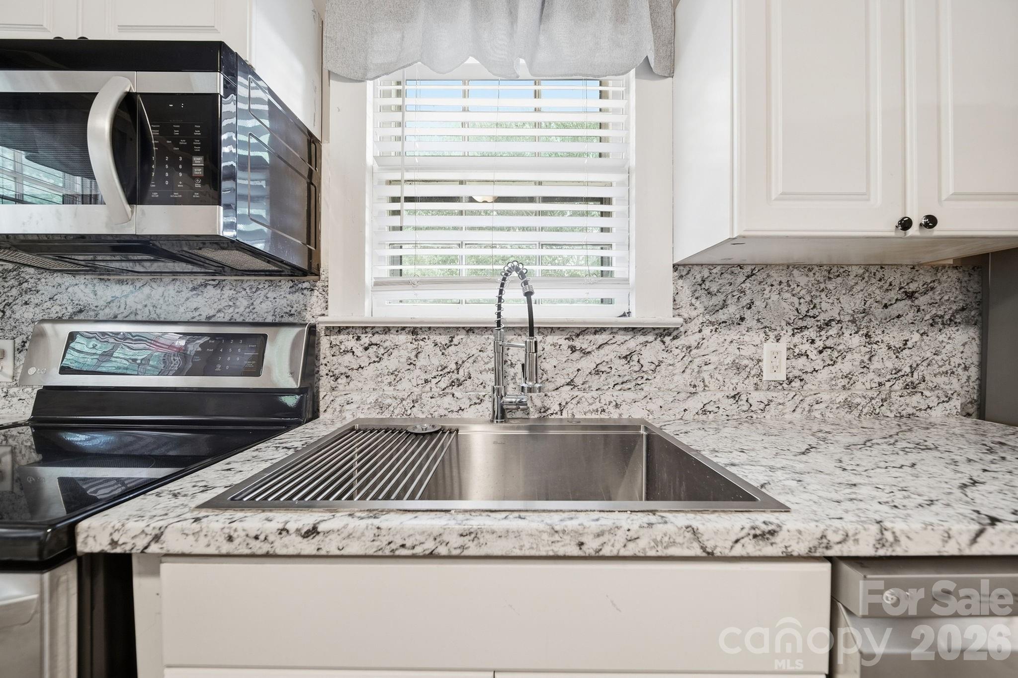 Single Family Residence at 823 Great Falls Highway, Chester, photo 12 of 28
