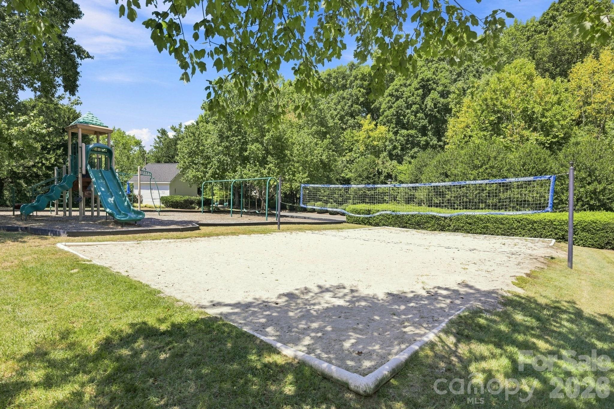 Recreation Area - 10018 Glencrest Drive, Huntersville