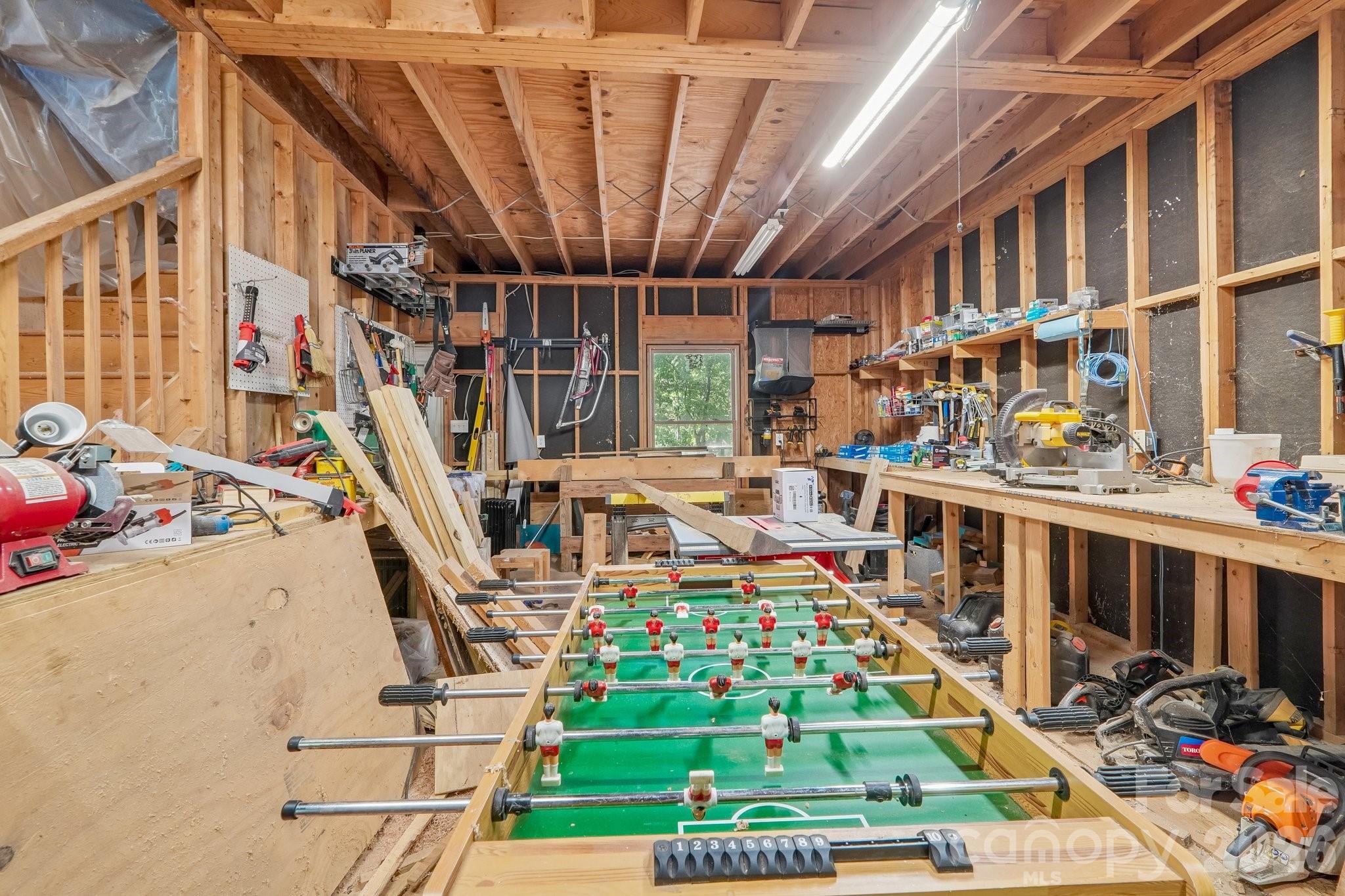 Workshop/rec room - 2701 Cedar Trail Lane, Wingate