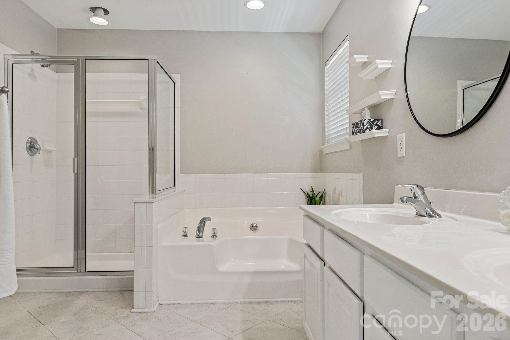 Single Family Residence at 7702 Antique Circle, Waxhaw, photo 18 of 32