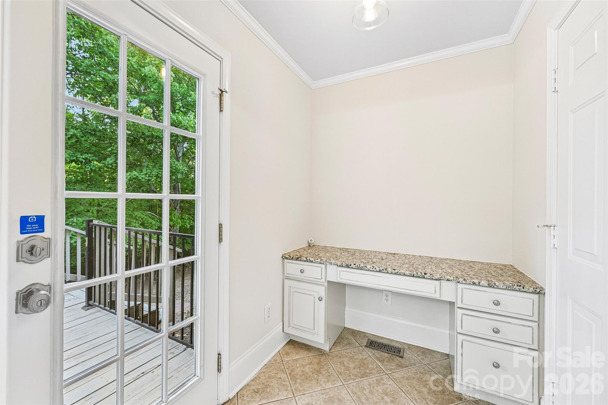 Single Family Residence at 122 W Tattersall Drive, Statesville, photo 12 of 41