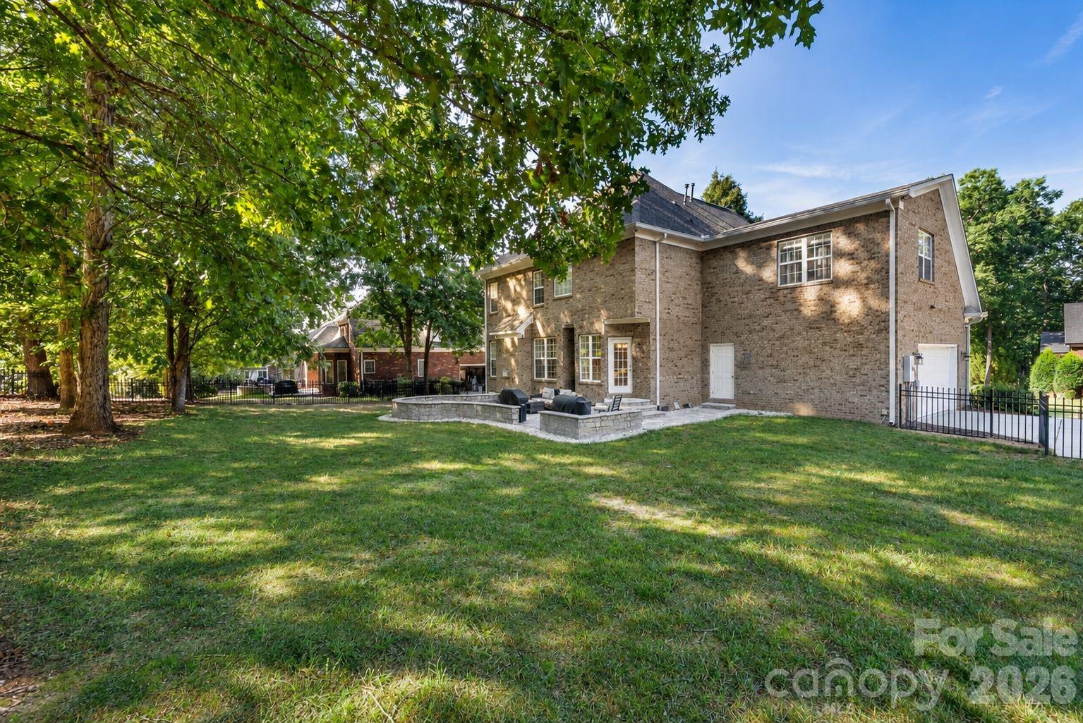 Single Family Residence at 2612 Albatross Lane, Matthews, photo 26 of 33