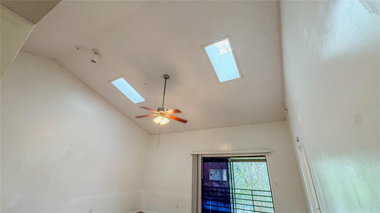 Condominium at 4370 S LAKE ORLANDO PKWY #2-8, ORLANDO, photo 11 of 17