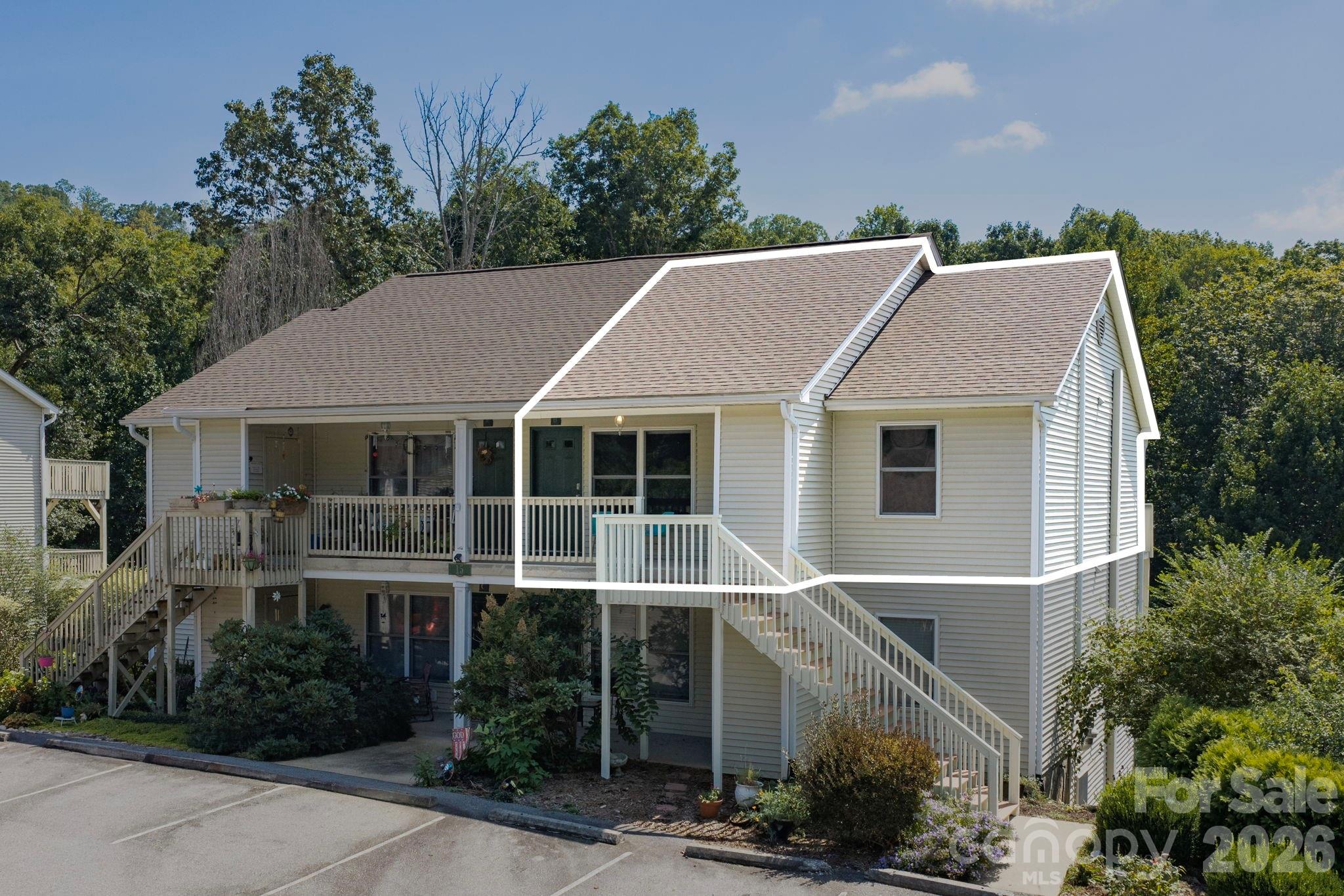 Unit B - 15 Krista Circle, Candler