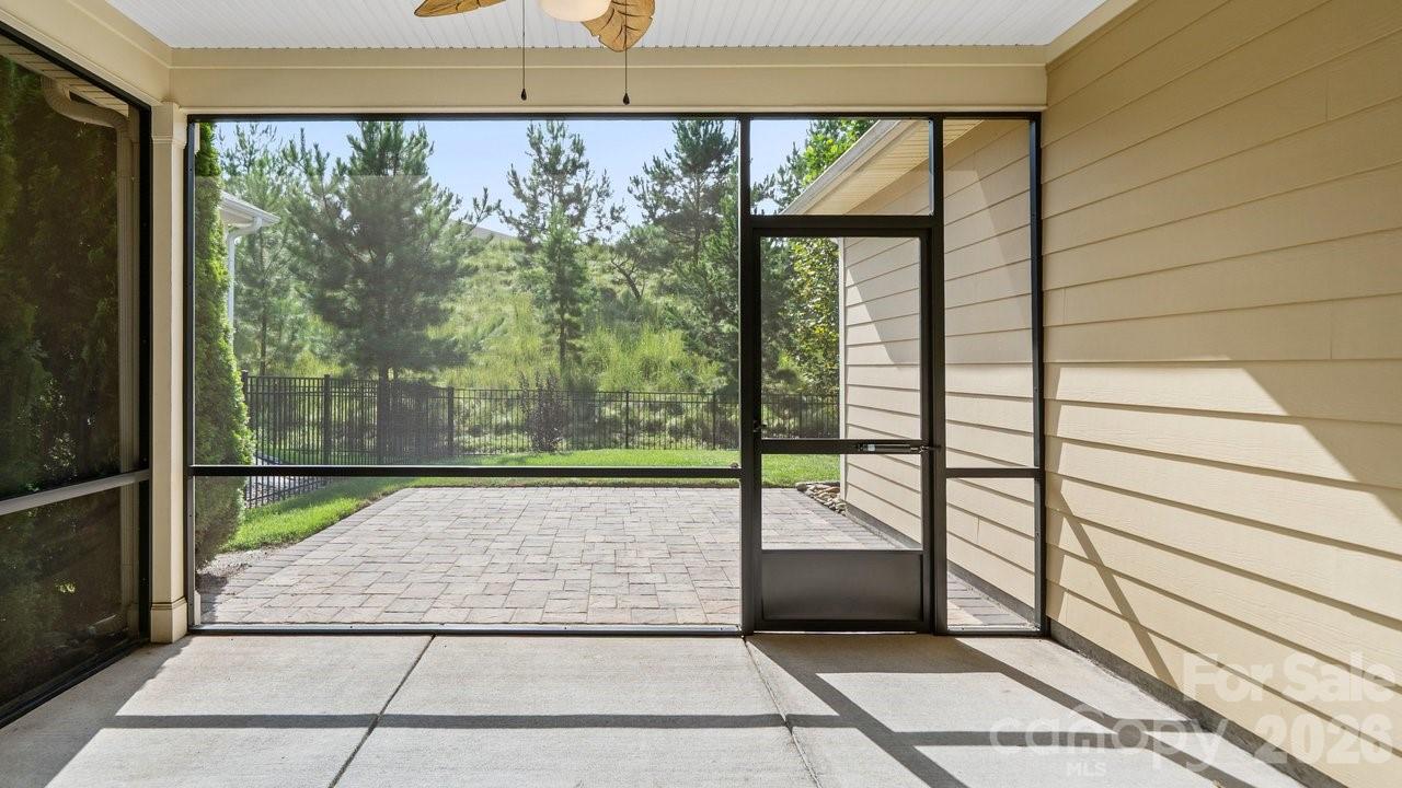 Single Family Residence at 4927 Looking Glass Trail, Denver, photo 21 of 48