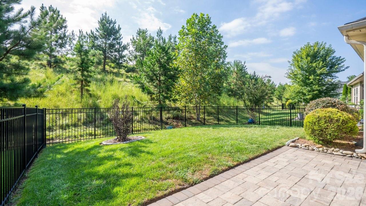 Single Family Residence at 4927 Looking Glass Trail, Denver, photo 22 of 48
