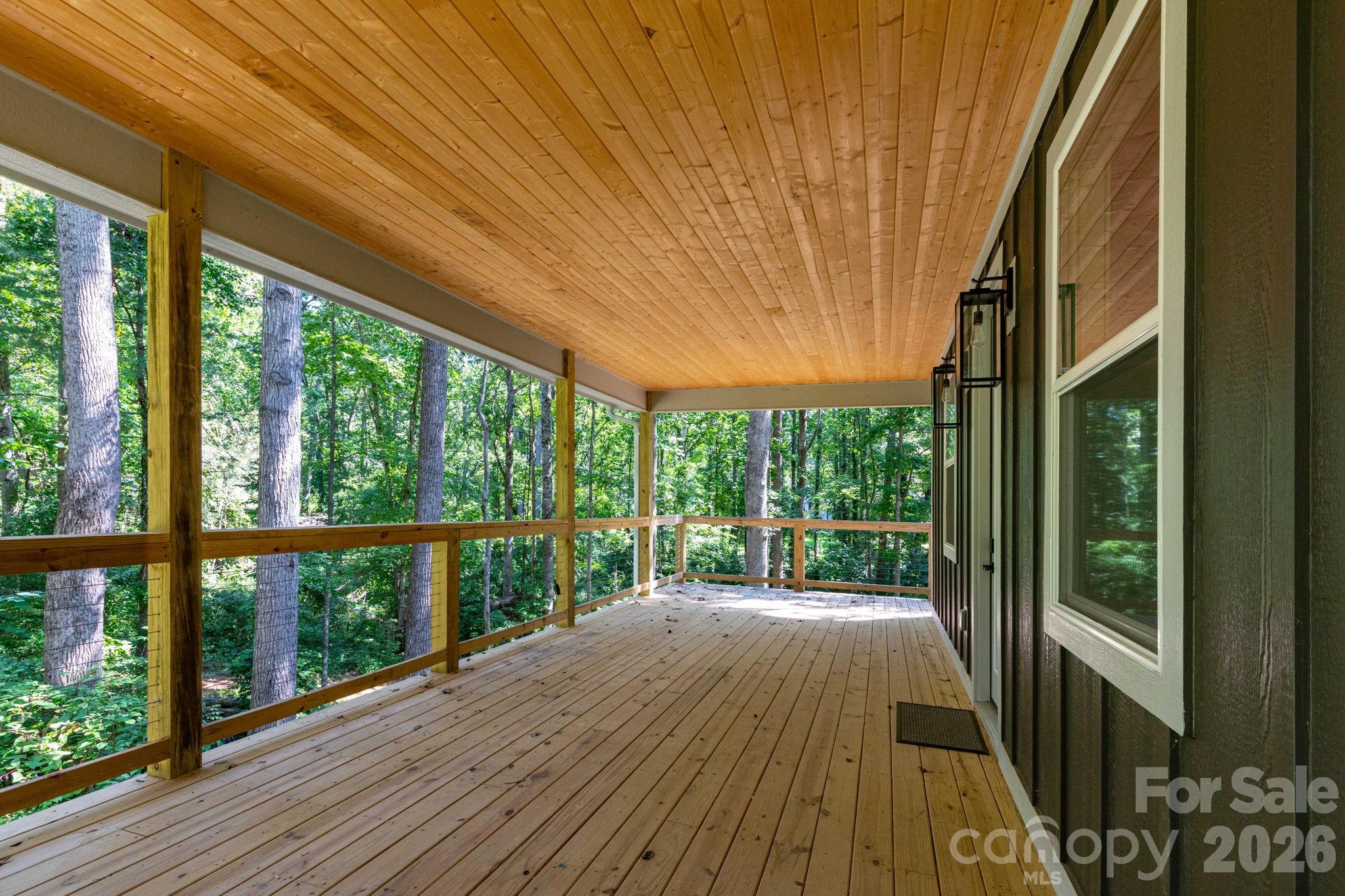 Single Family Residence at 137 E Arbutus Trail, Hendersonville, photo 4 of 27