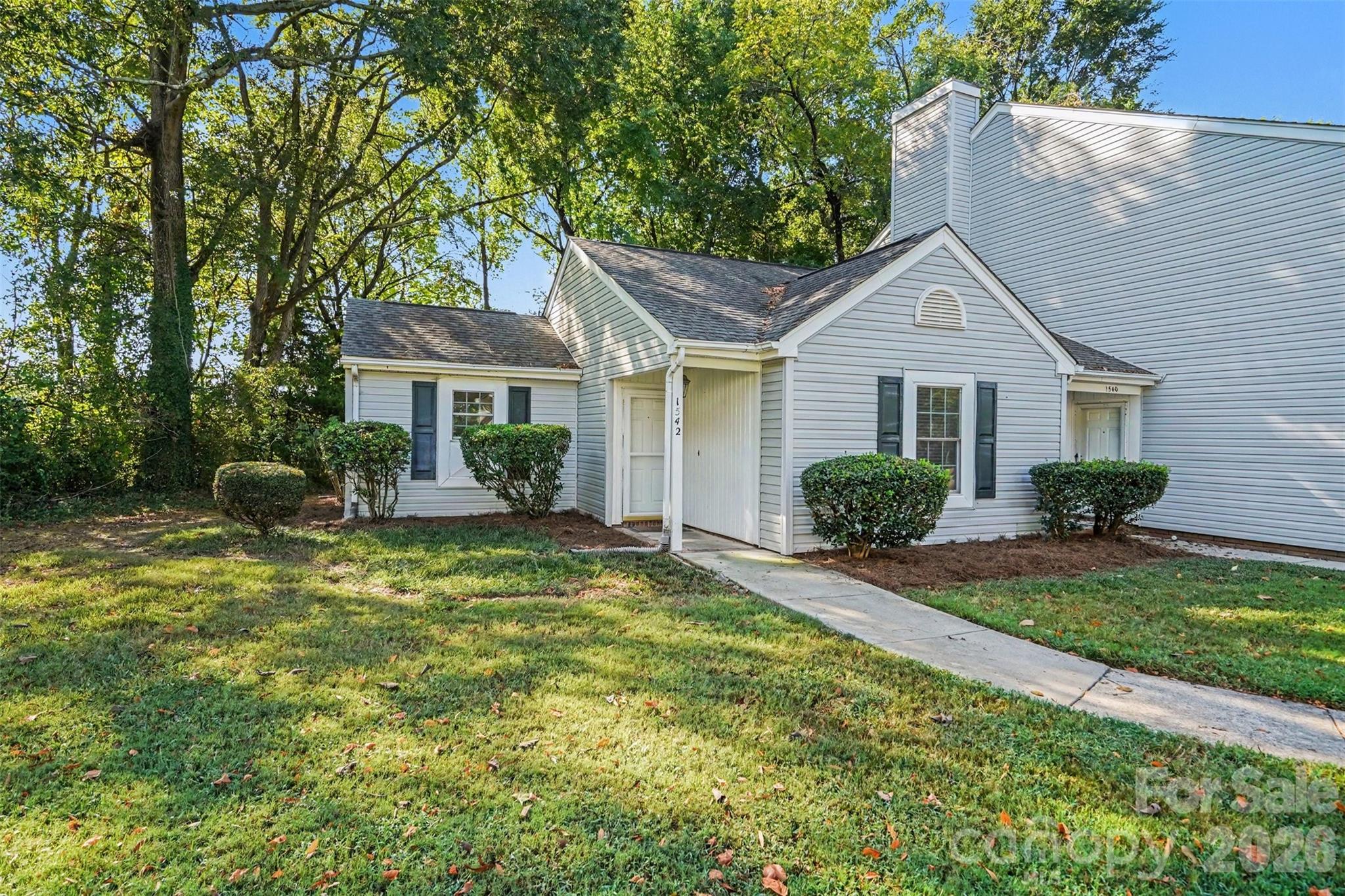 Condominium at 1542 Hunt Club Court, Rock Hill, photo 2 of 15
