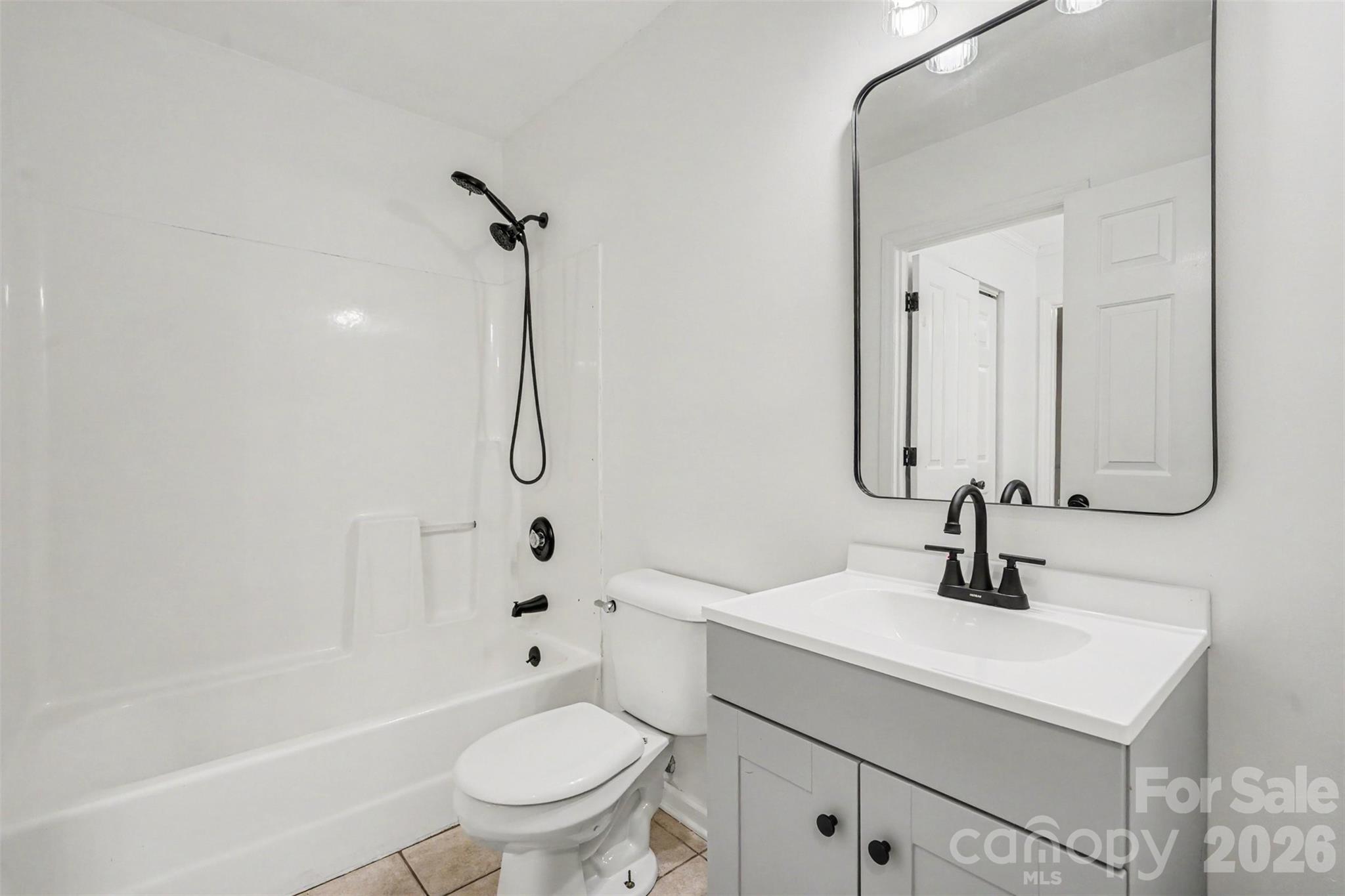 Condominium at 1542 Hunt Club Court, Rock Hill, photo 9 of 15