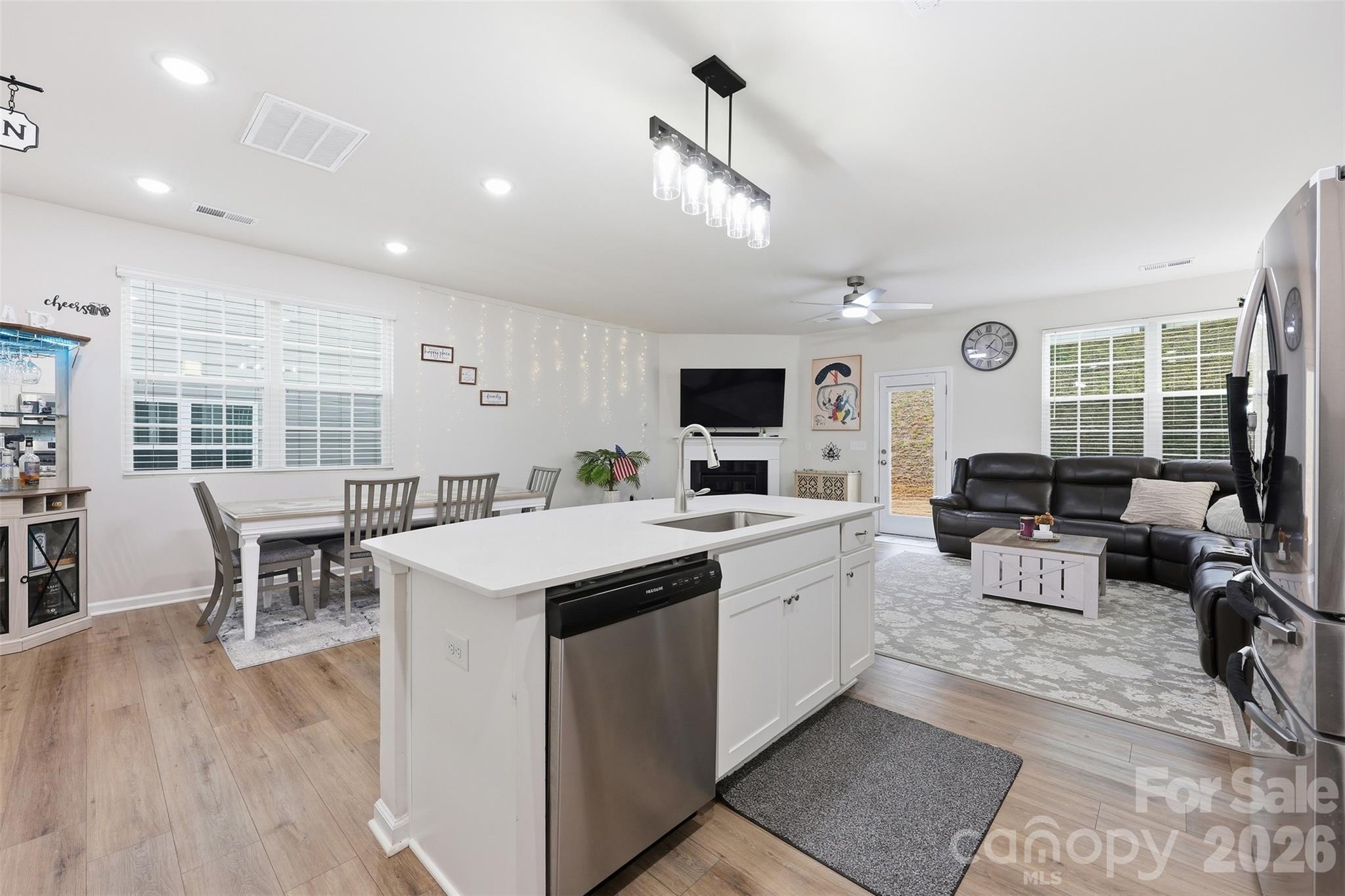 Townhouse at 6029 Chelsea Oaks Ridge, Fort Mill, photo 13 of 37