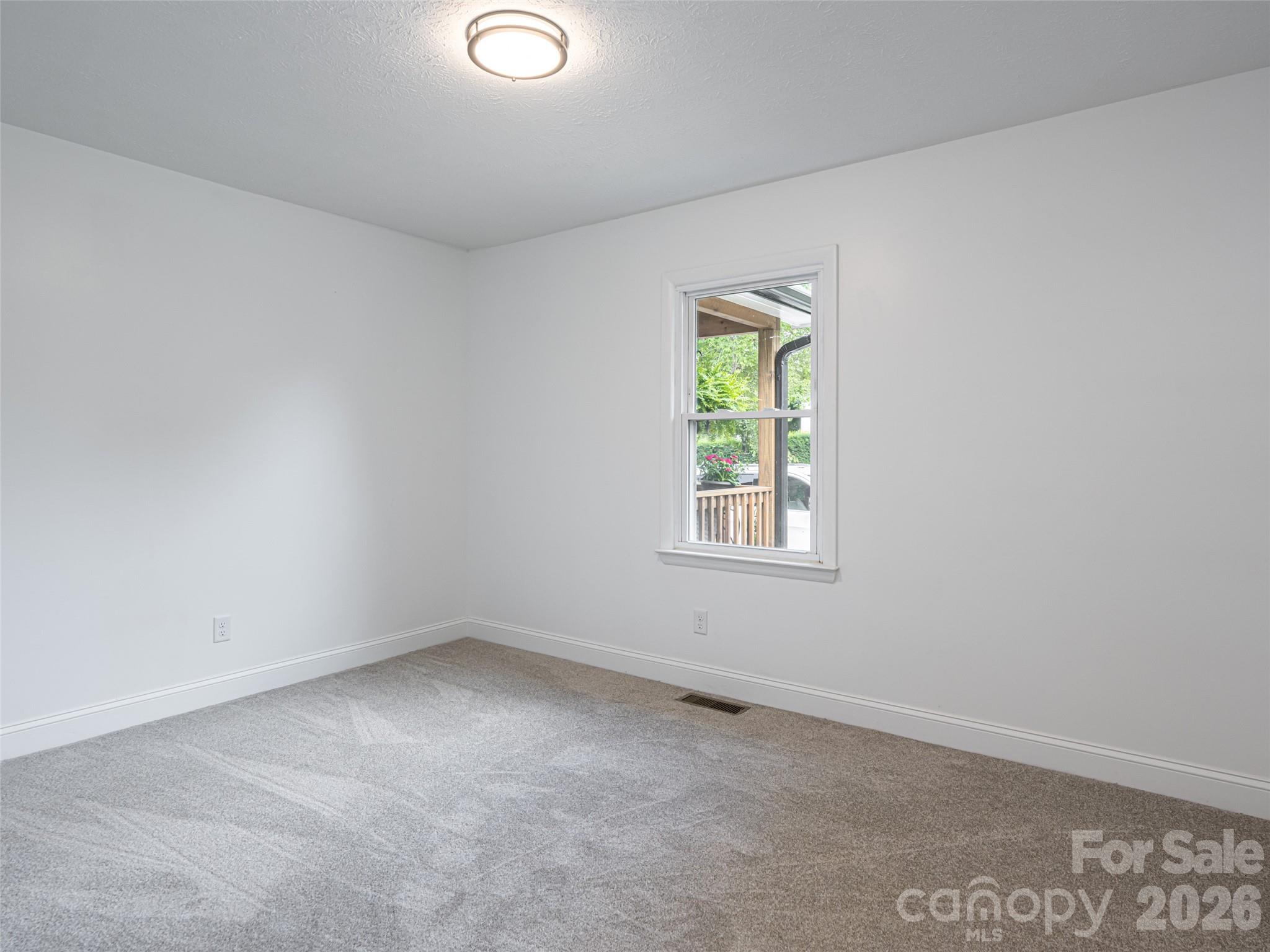 Single Family Residence at 21 W Chapel Road, Asheville, photo 23 of 46