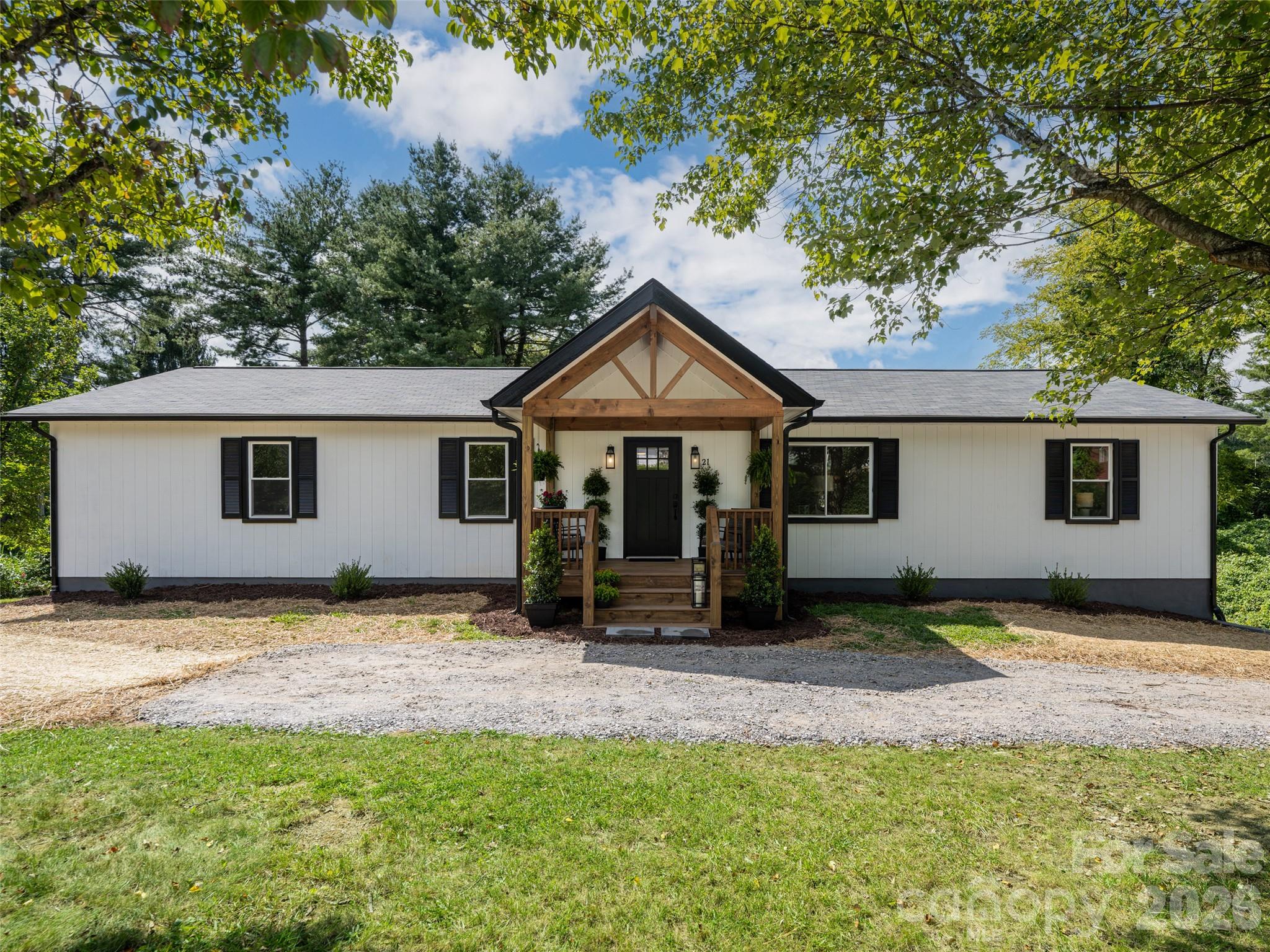 Single Family Residence at 21 W Chapel Road, Asheville, photo 45 of 46