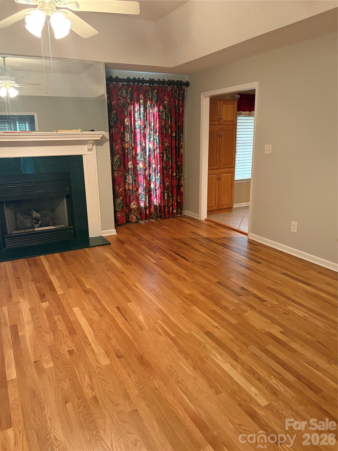 Living Room - 1697 Old Mill Road, Lincolnton