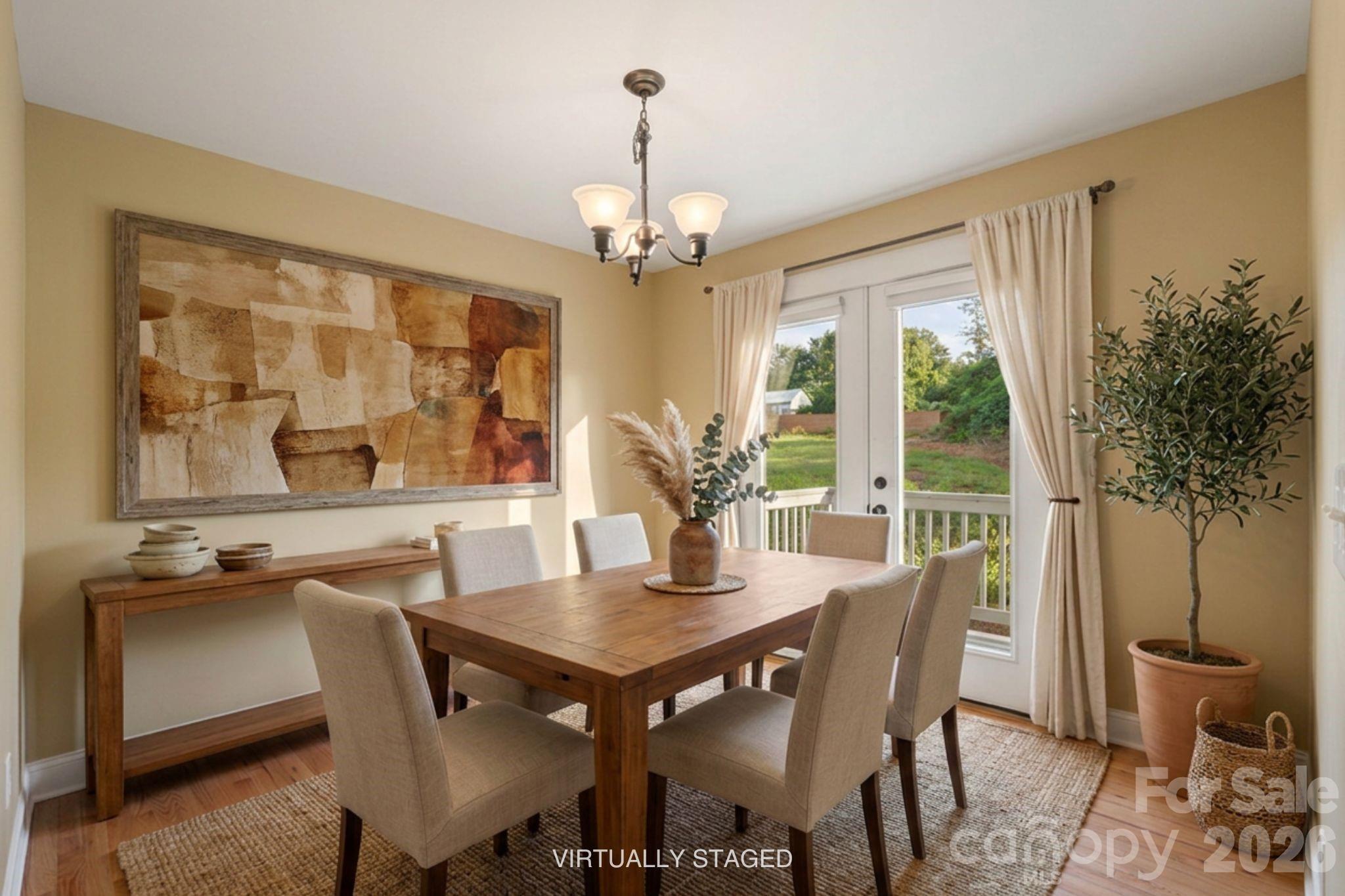 Single Family Residence at 8 Cottage Cove Lane, Asheville, photo 11 of 33