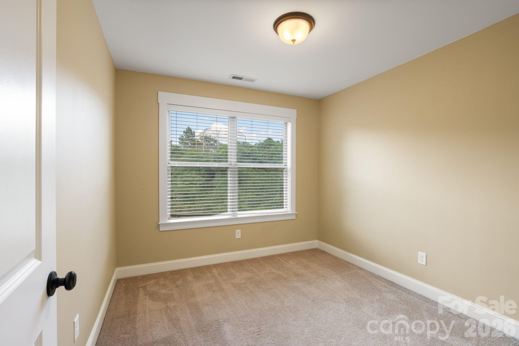 2nd Upstairs Bedroom - 8 Cottage Cove Lane, Asheville