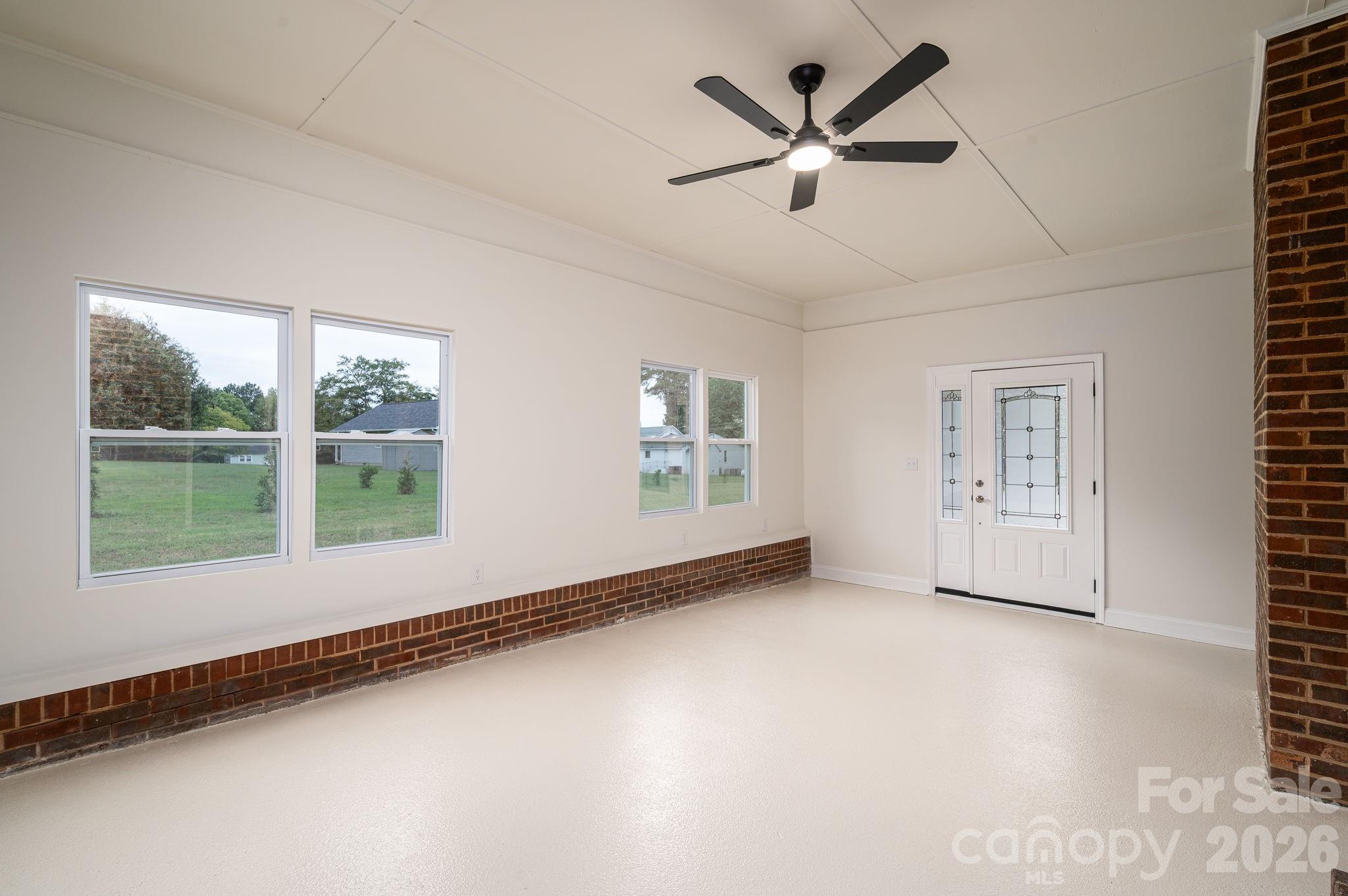 Single Family Residence at 1081 Redleaf Trail, Lincolnton, photo 3 of 38