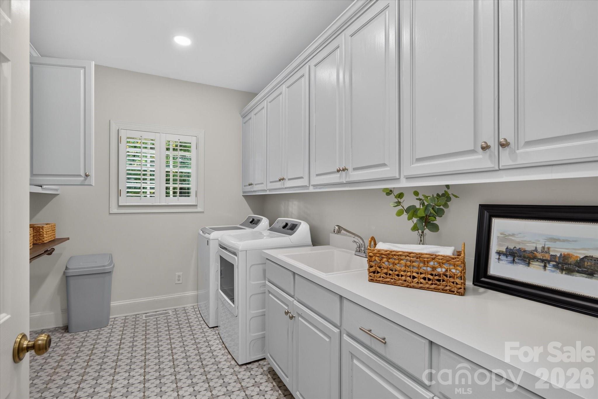 Single Family Residence at 611 Pacer Lane, Waxhaw, photo 8 of 48