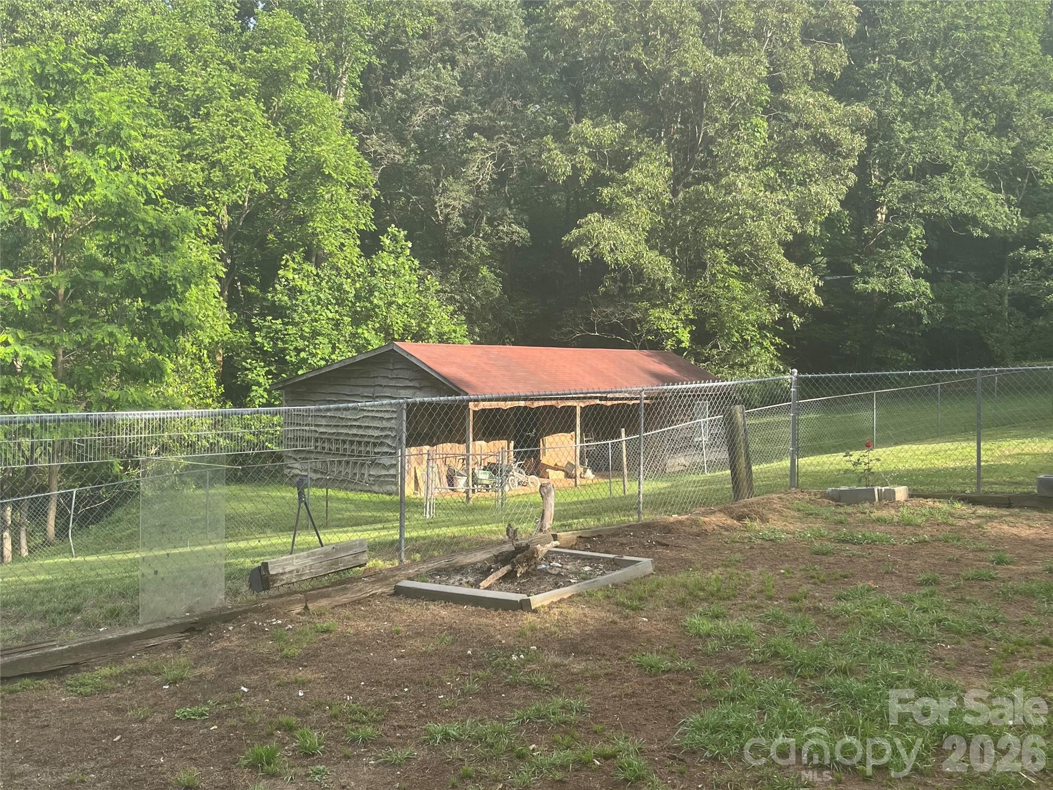 Single Family Residence at 48 Mckinnish Cove Drive, Asheville, photo 9 of 24