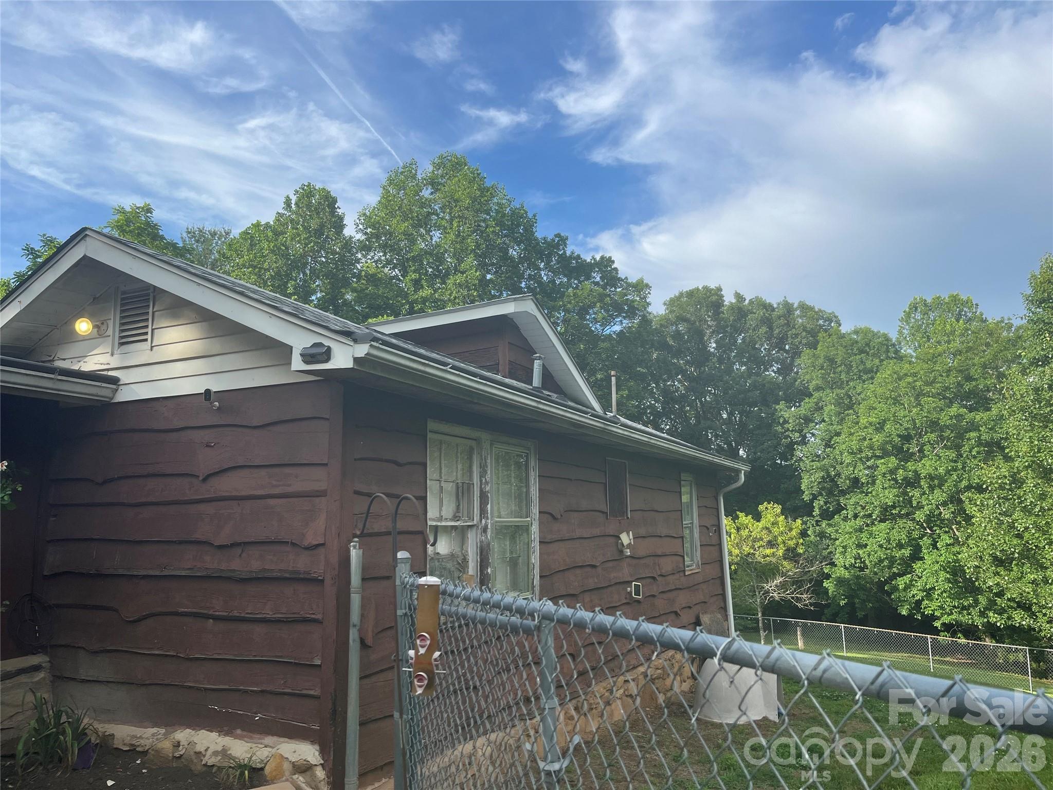 Single Family Residence at 48 Mckinnish Cove Drive, Asheville, photo 10 of 24
