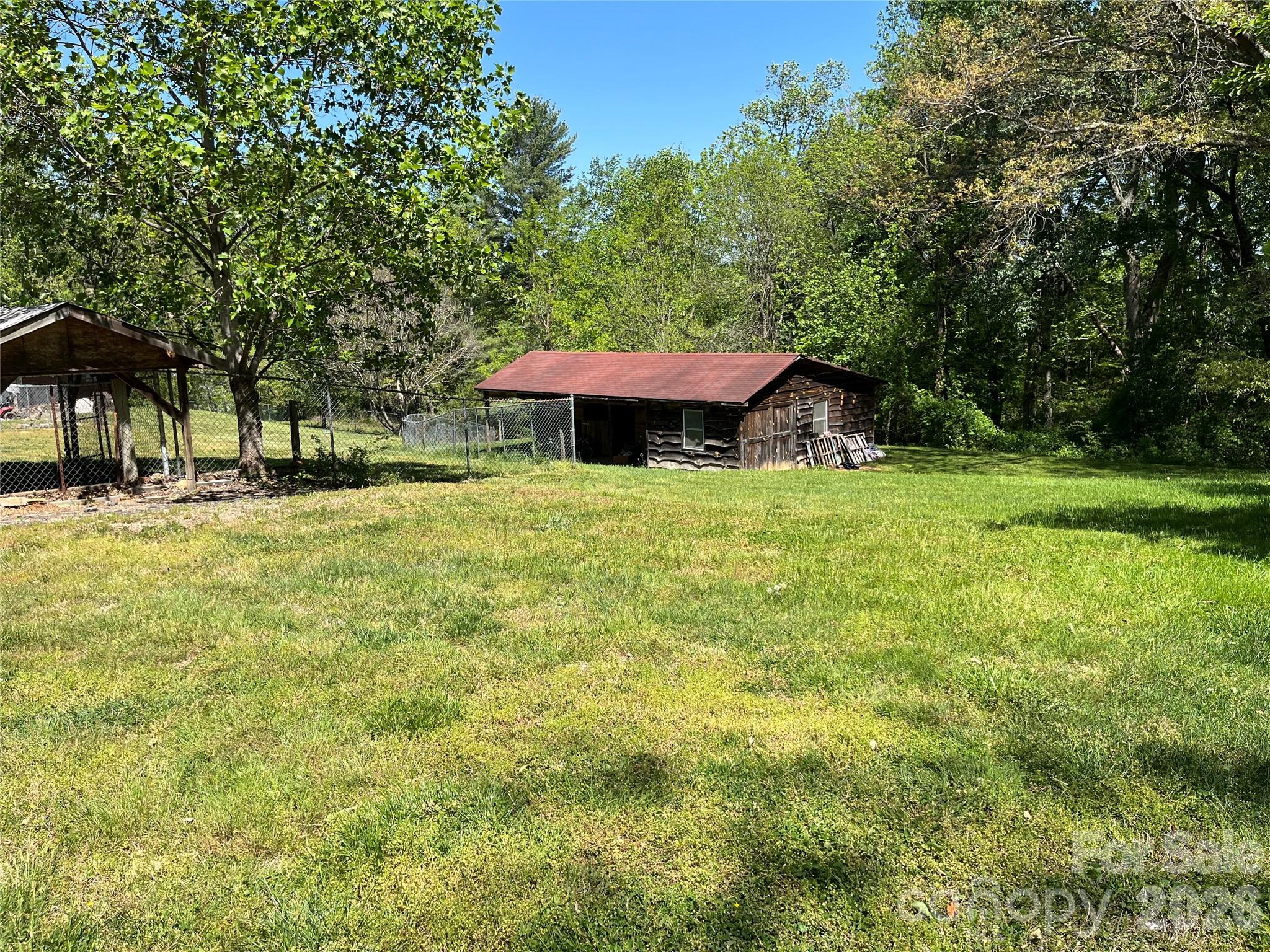 Single Family Residence at 48 Mckinnish Cove Drive, Asheville, photo 15 of 24