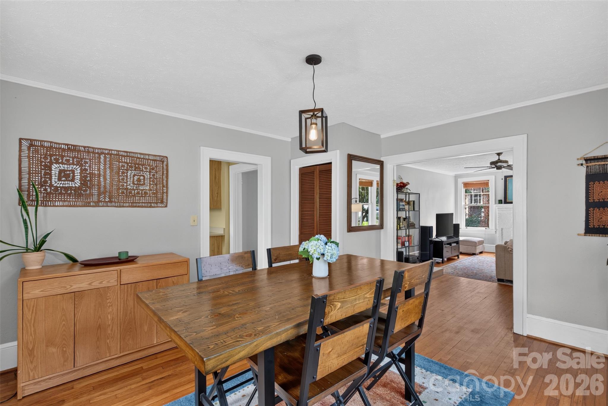 Single Family Residence at 70 Saint Dunstans Circle, Asheville, photo 9 of 40
