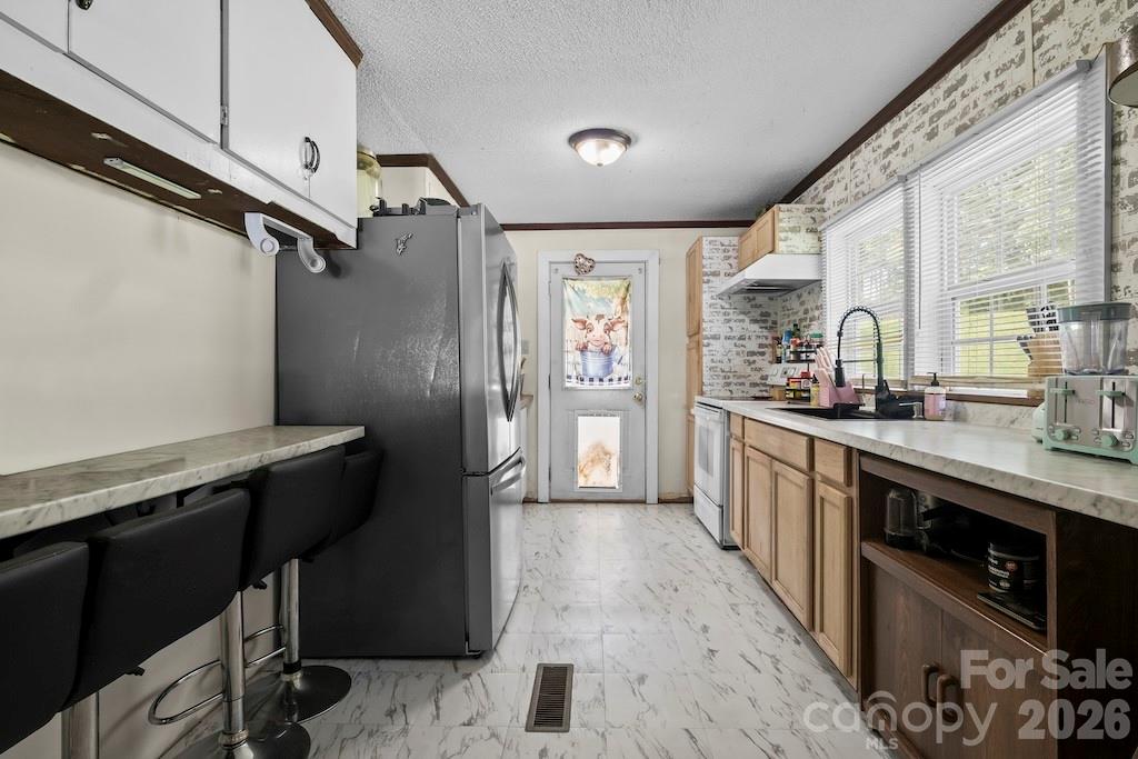 Kitchen - 6287 Barclay Lane, Clover