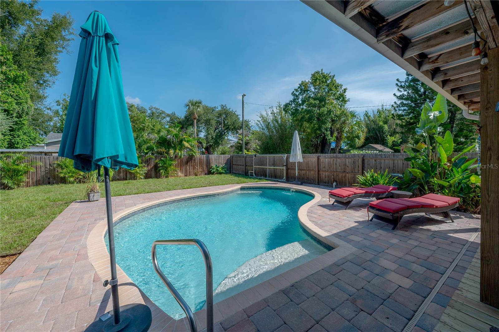 In ground pool - 203 W FRIERSON AVE, TAMPA