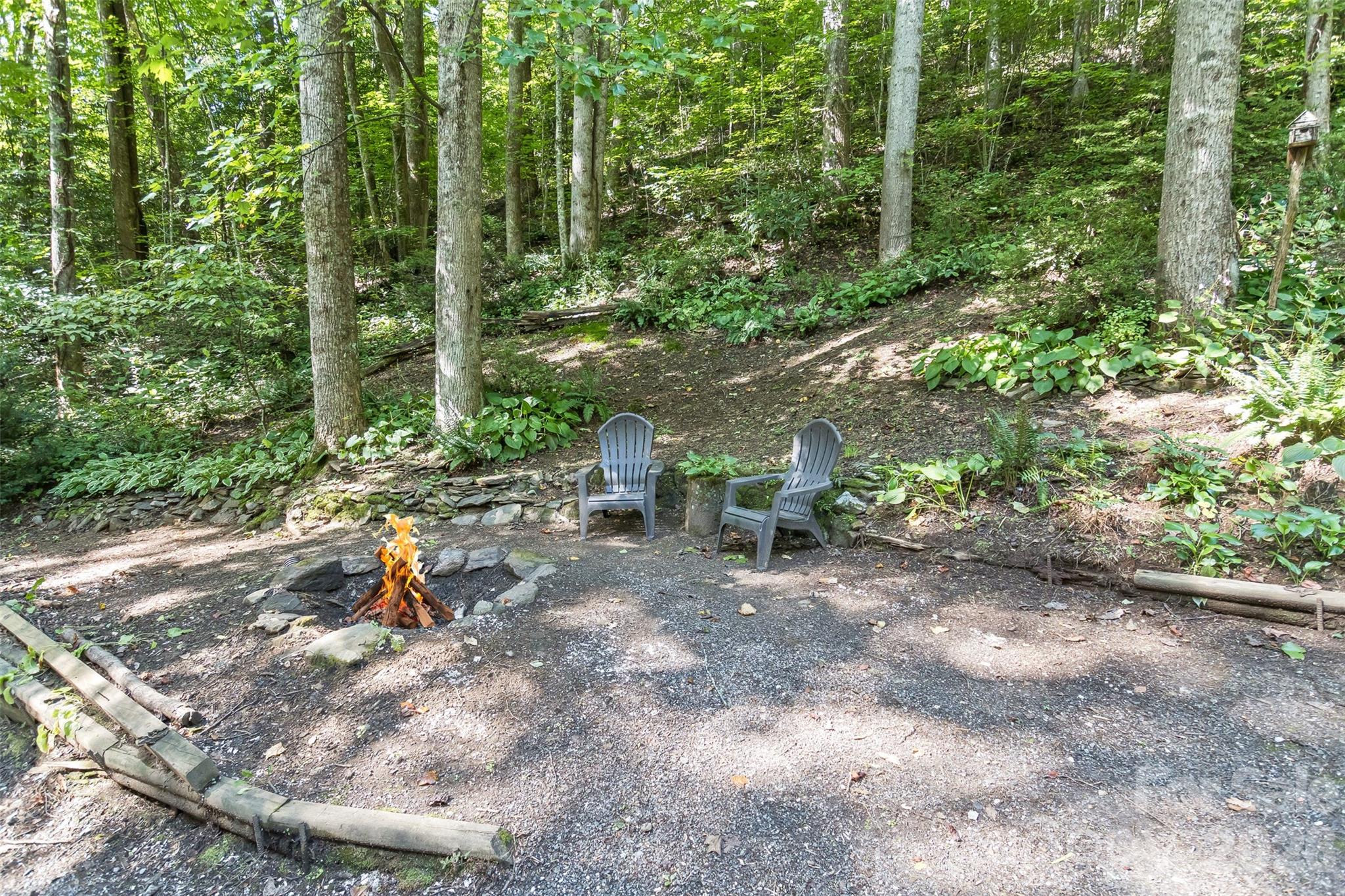 Firepit for special evenings - 13 Cattail Drive, Sylva