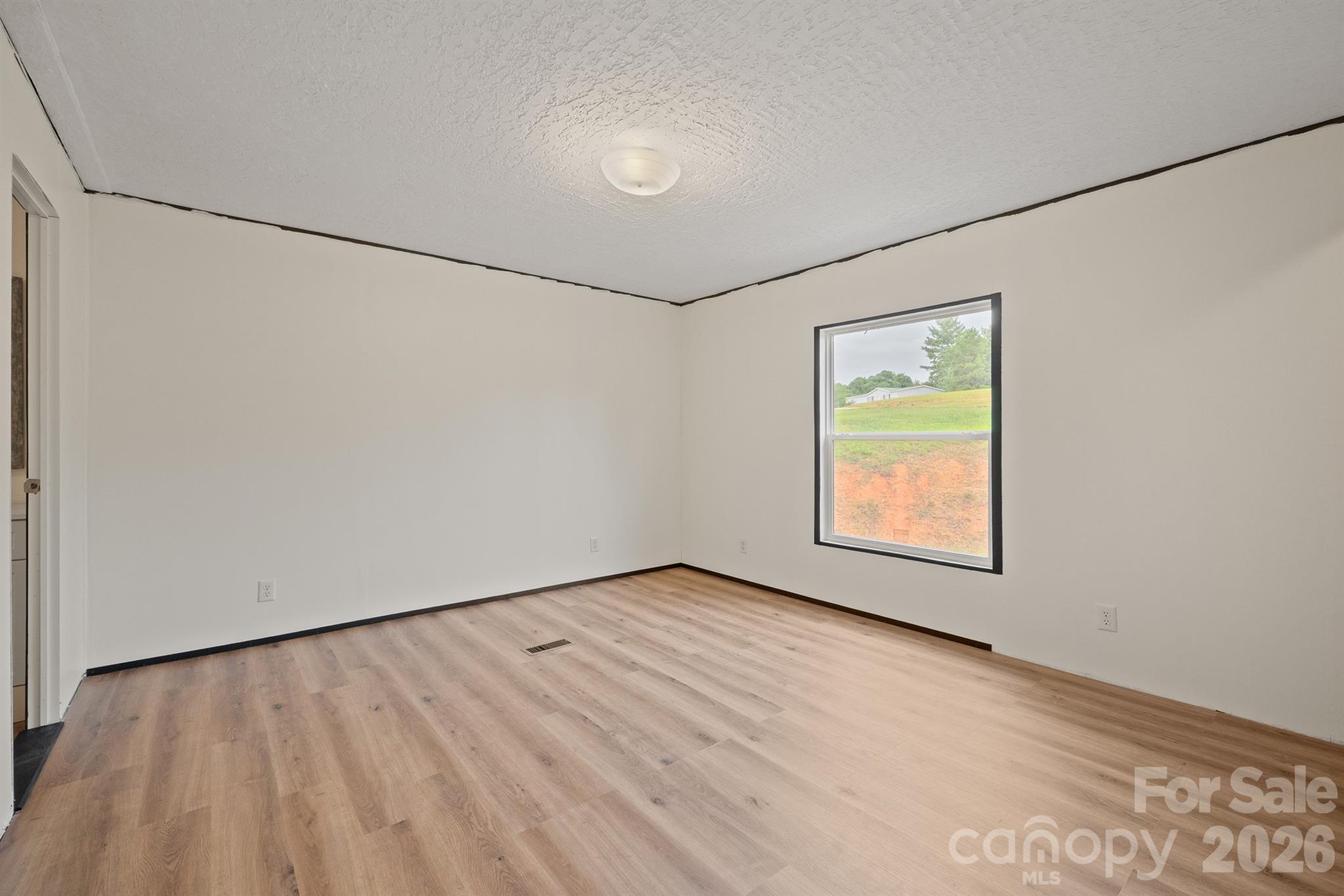Single Family Residence at 2913 Conner Circle, Morganton, photo 23 of 29