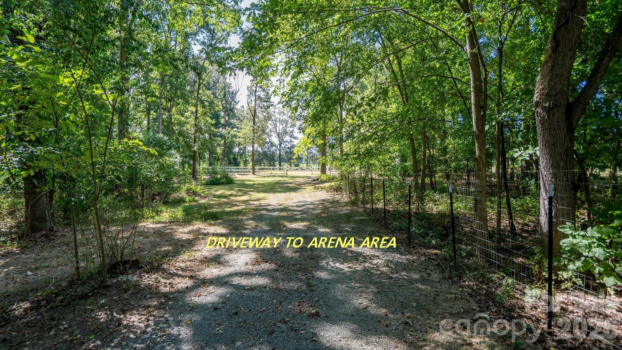 gravel way to aarena - 1517 Helms Short Cut Road, Monroe