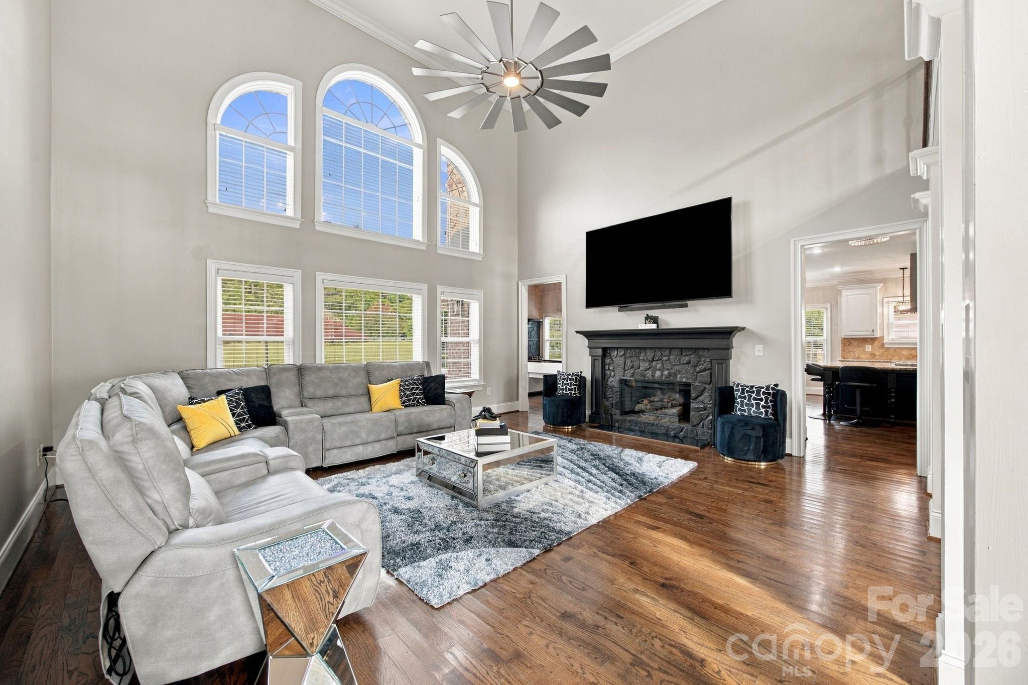 Single Family Residence at 6671 Fox Ridge Circle, Davidson, photo 11 of 48