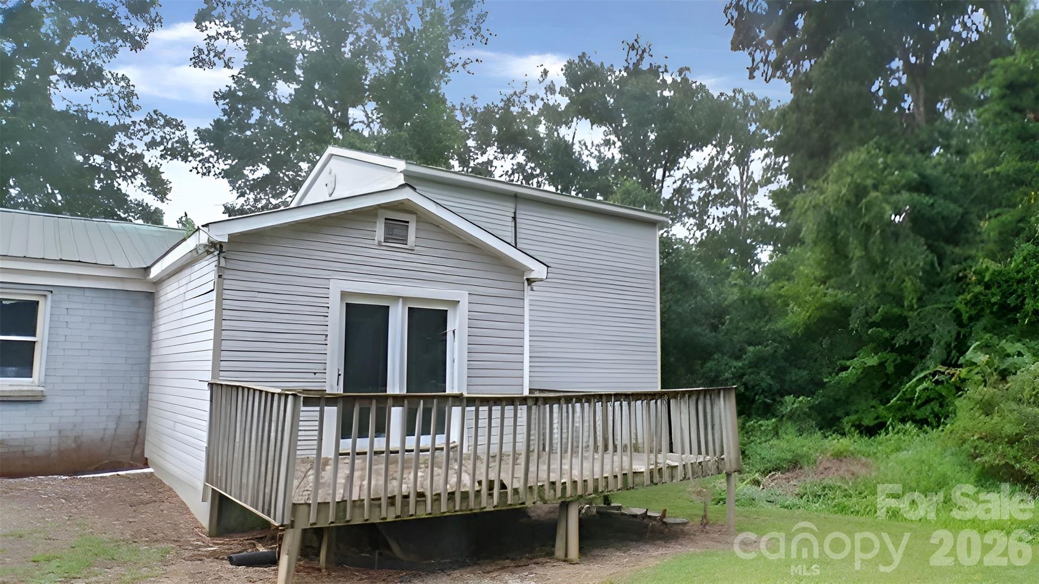 Single Family Residence at 32891 Nc 49 Highway, New London, photo 6 of 33