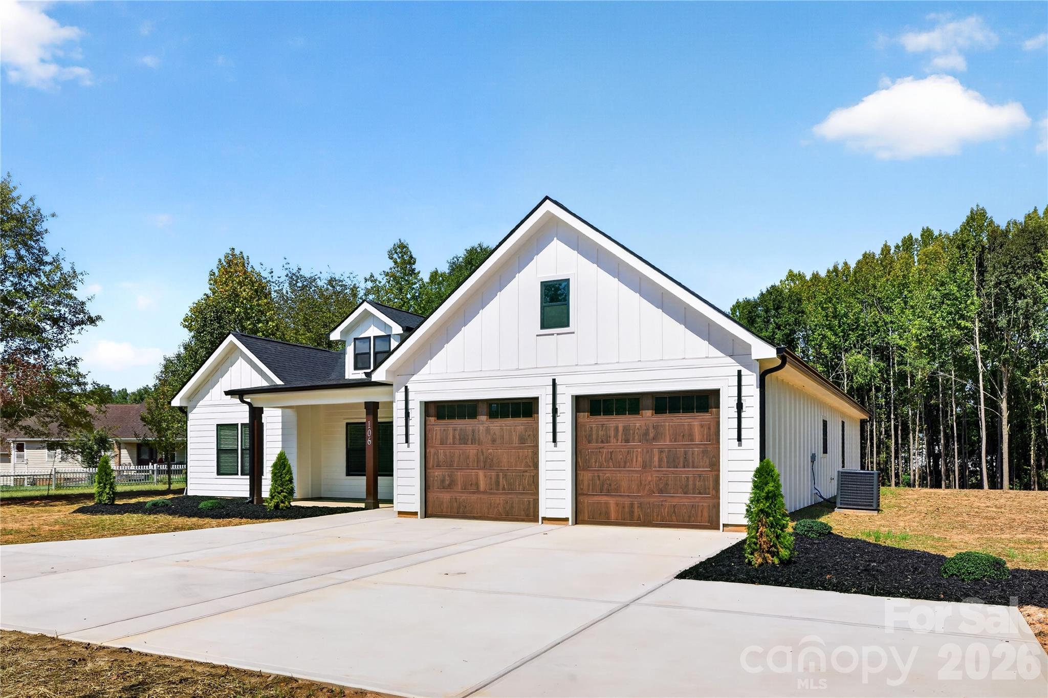 Single Family Residence at 106 Blackley Circle, Shelby, photo 2 of 47