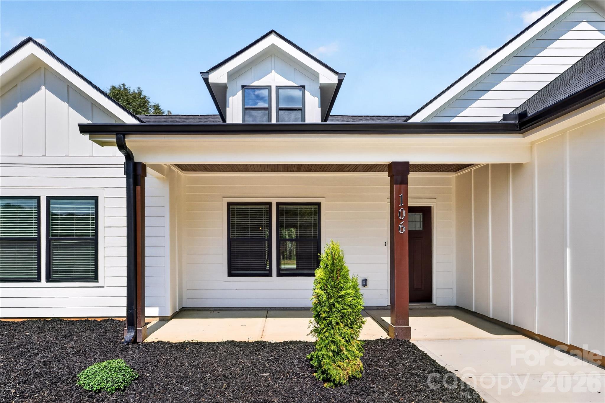 Single Family Residence at 106 Blackley Circle, Shelby, photo 8 of 47