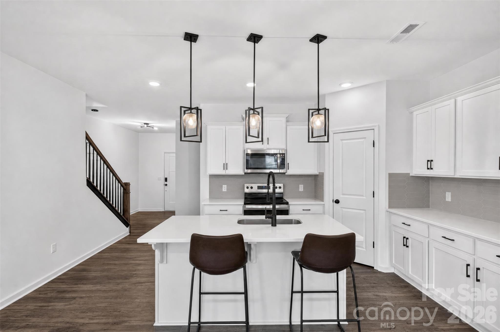 Townhouse at 4085 Claret Cup Drive, Kannapolis, photo 2 of 23