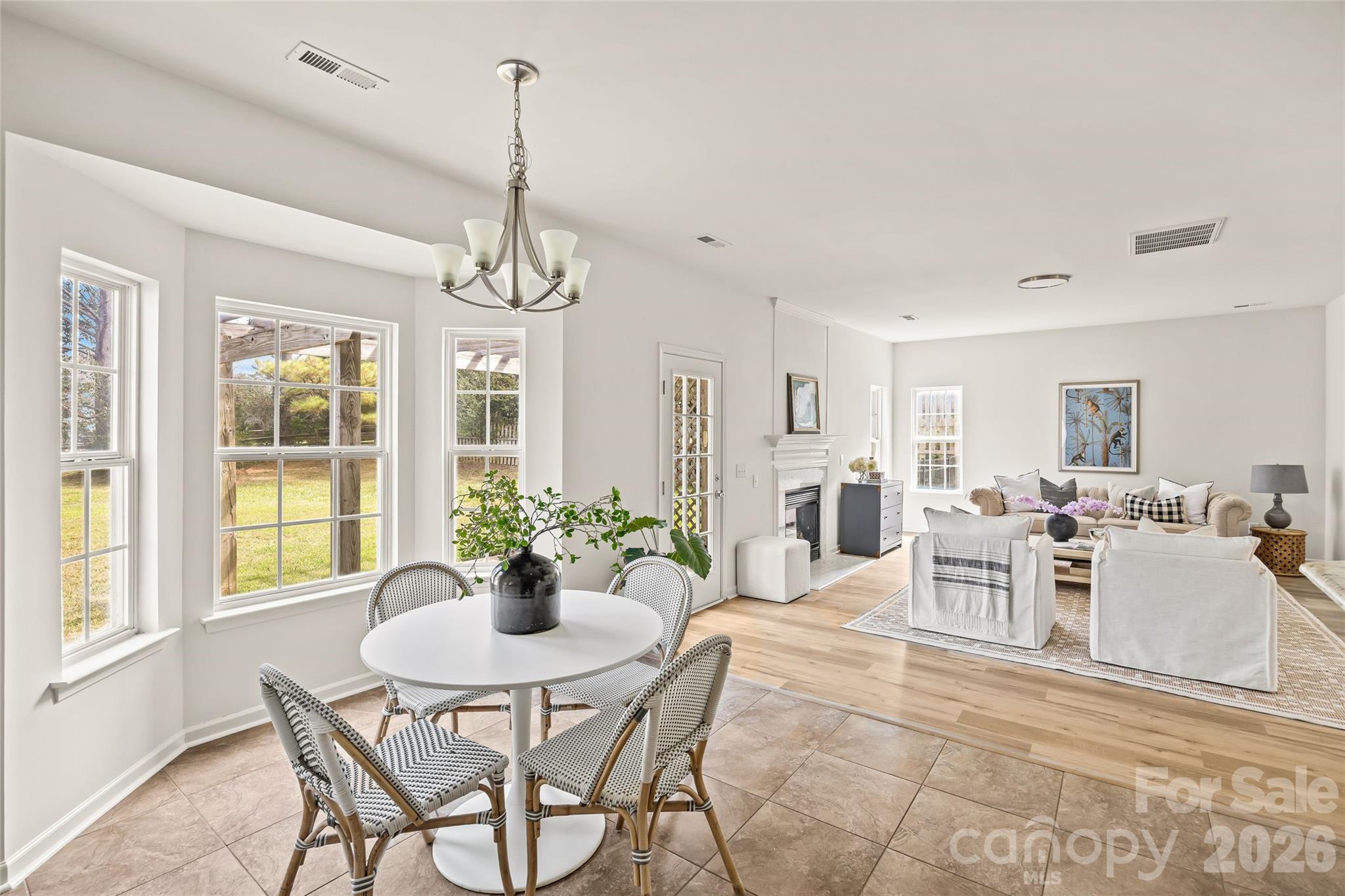 Single Family Residence at 6106 Greengate Lane, Waxhaw, photo 19 of 36