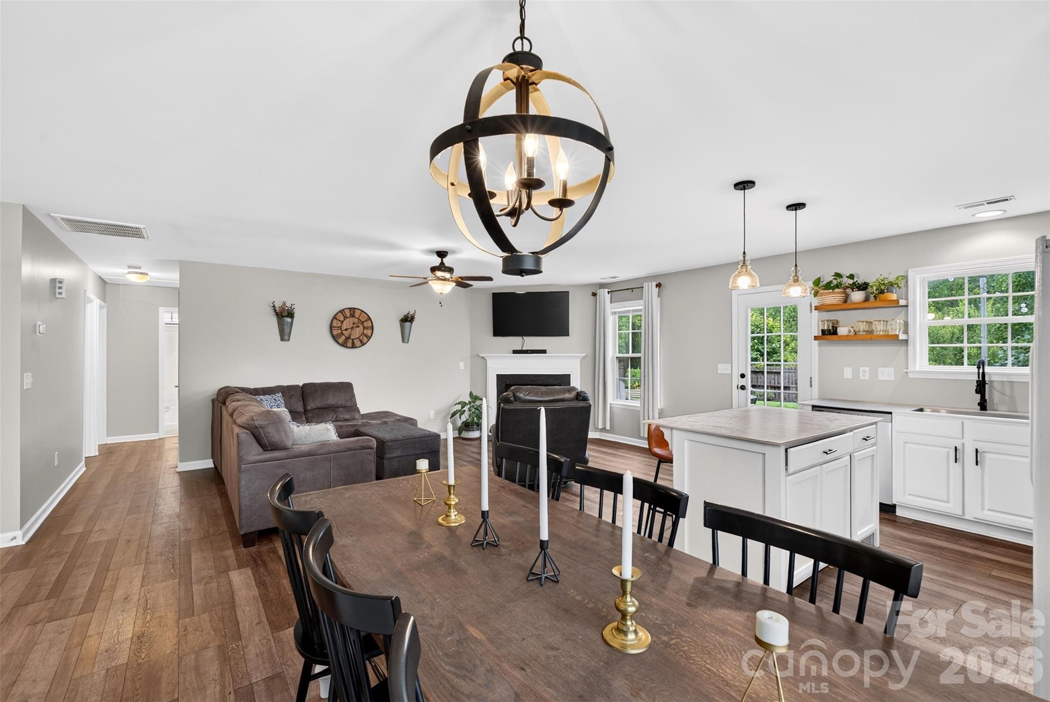 Open concept - beautifully redone! Wait until you see for yourself! - 105 Creekwalk Lane, Hendersonville