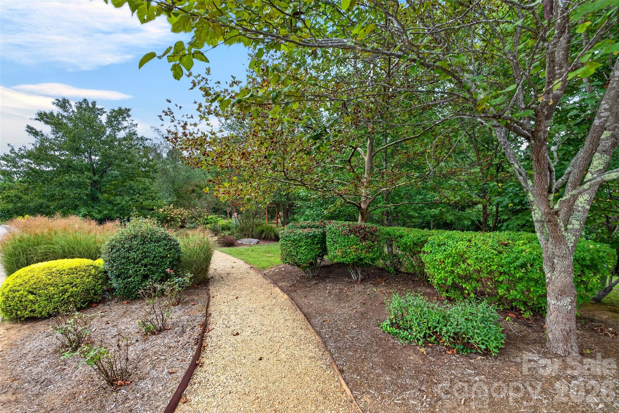 Single Family Residence at 105 Creekwalk Lane, Hendersonville, photo 32 of 38