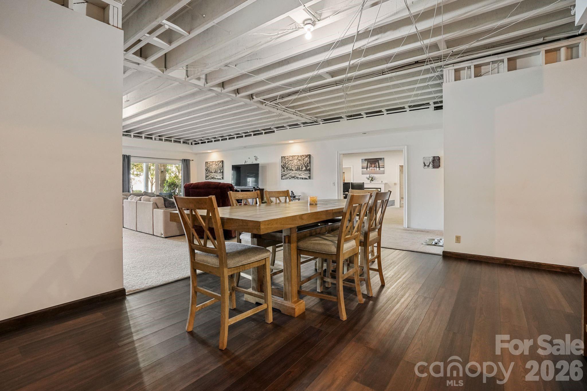 Basement - 2159 Mingus Lane, York