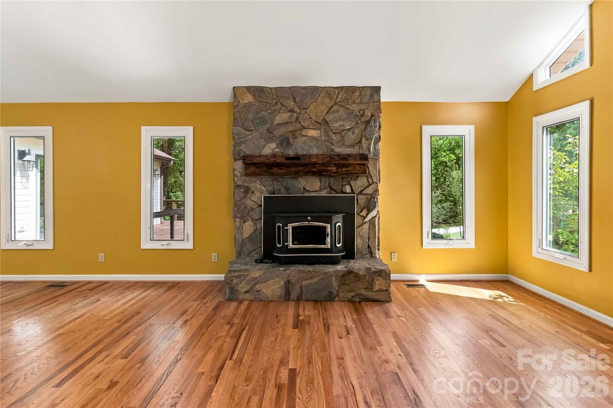 Single Family Residence at 445 Pendergrass Road, York, photo 11 of 48