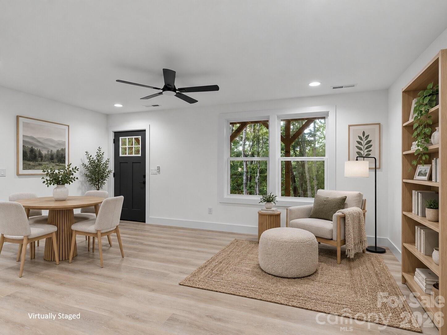 Virtually Staged - 160 Blossom Ridge, Leicester