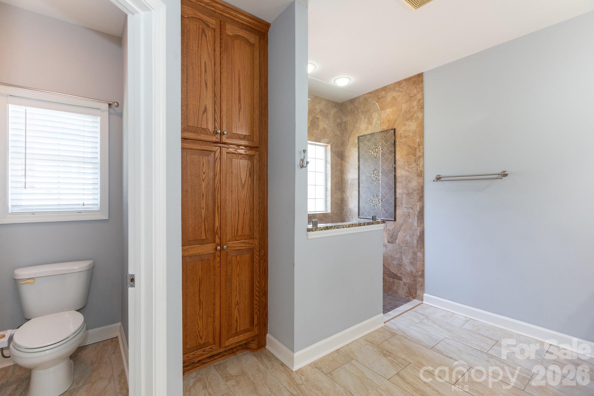 Single Family Residence at 2818 Baird Road, Clover, photo 19 of 46