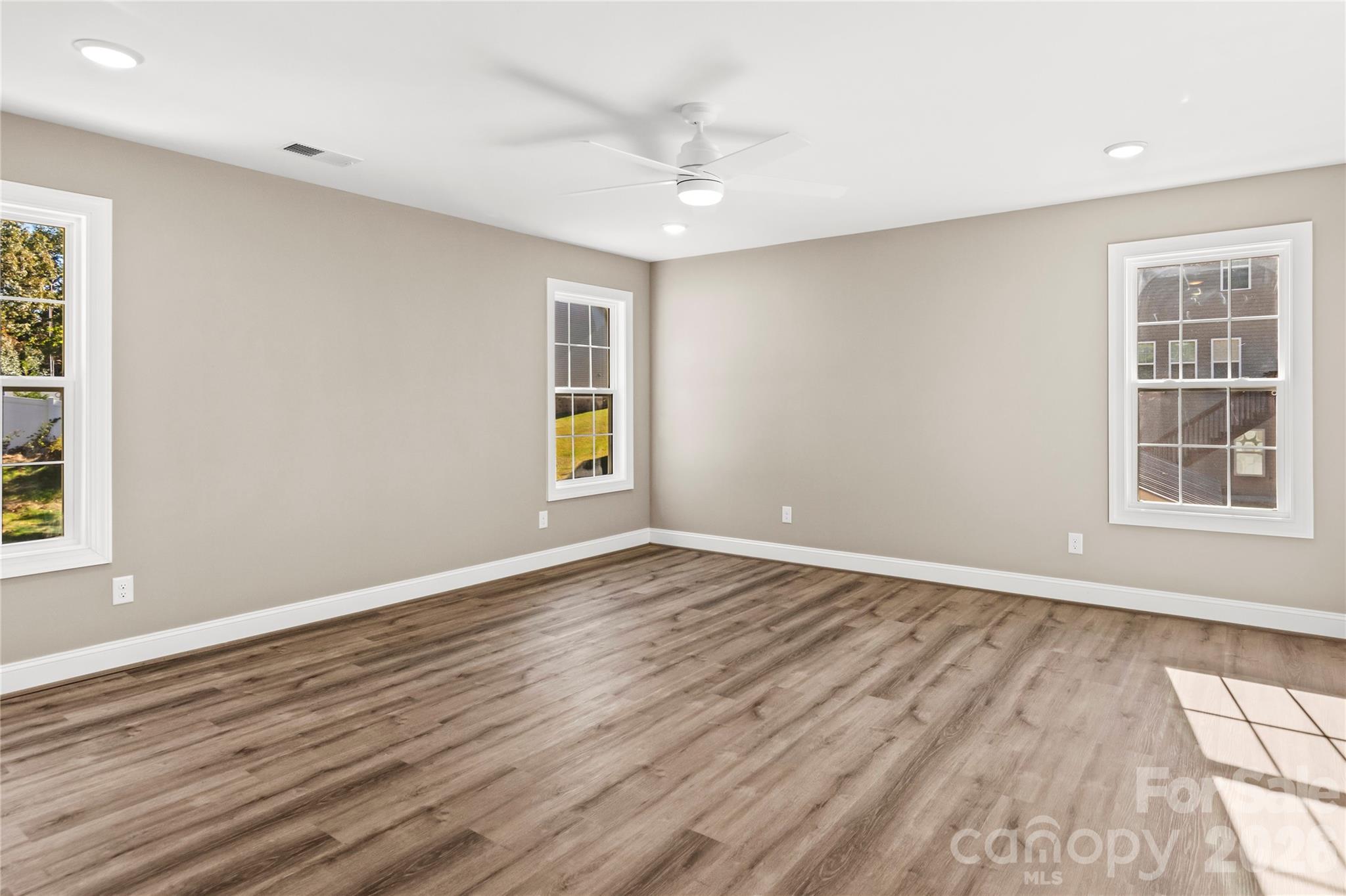 Single Family Residence at 2858 Eland Drive, Winston Salem, photo 20 of 38